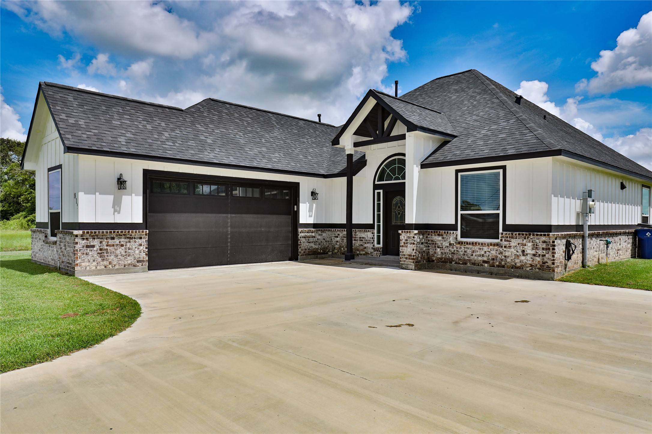 Angleton, TX 77515,819 Buffalo TRL