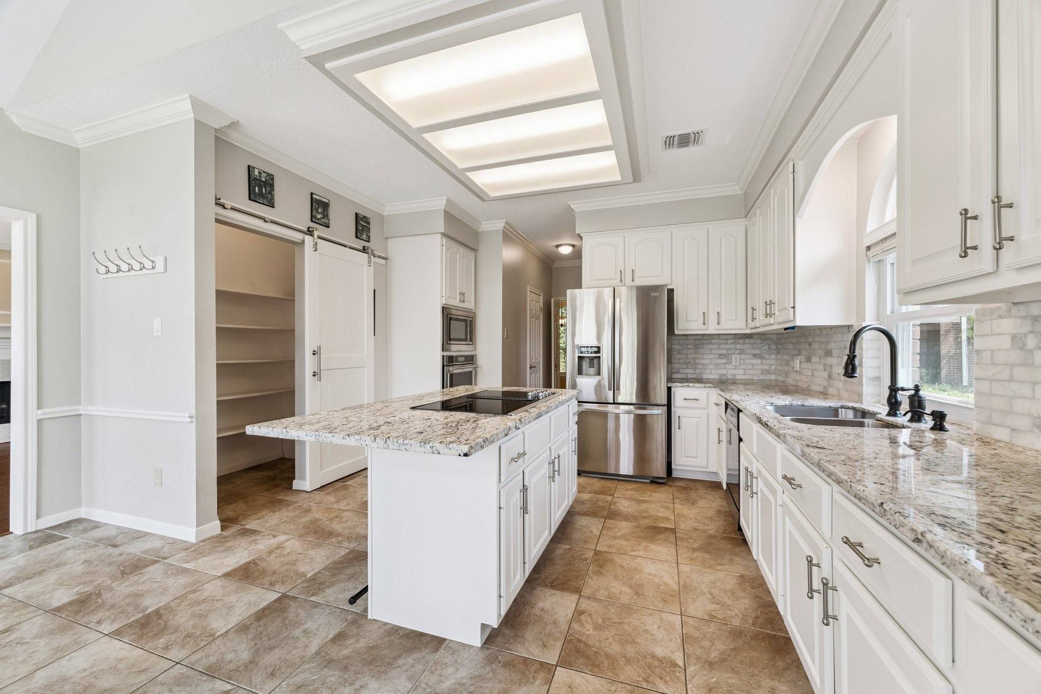 Sugar Land, TX 77478,4106 Alice DR