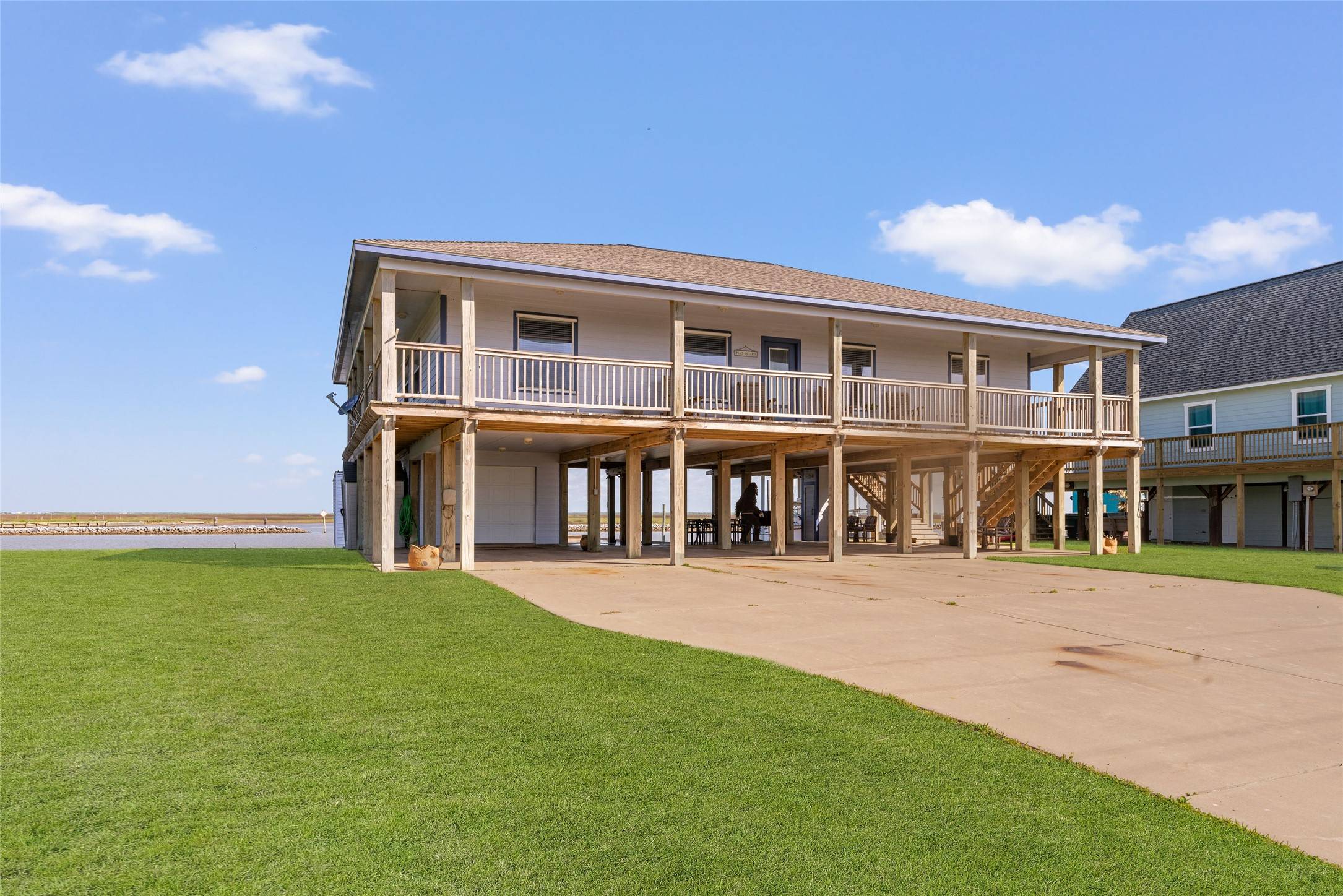 Sargent, TX 77414,651 County Road 230