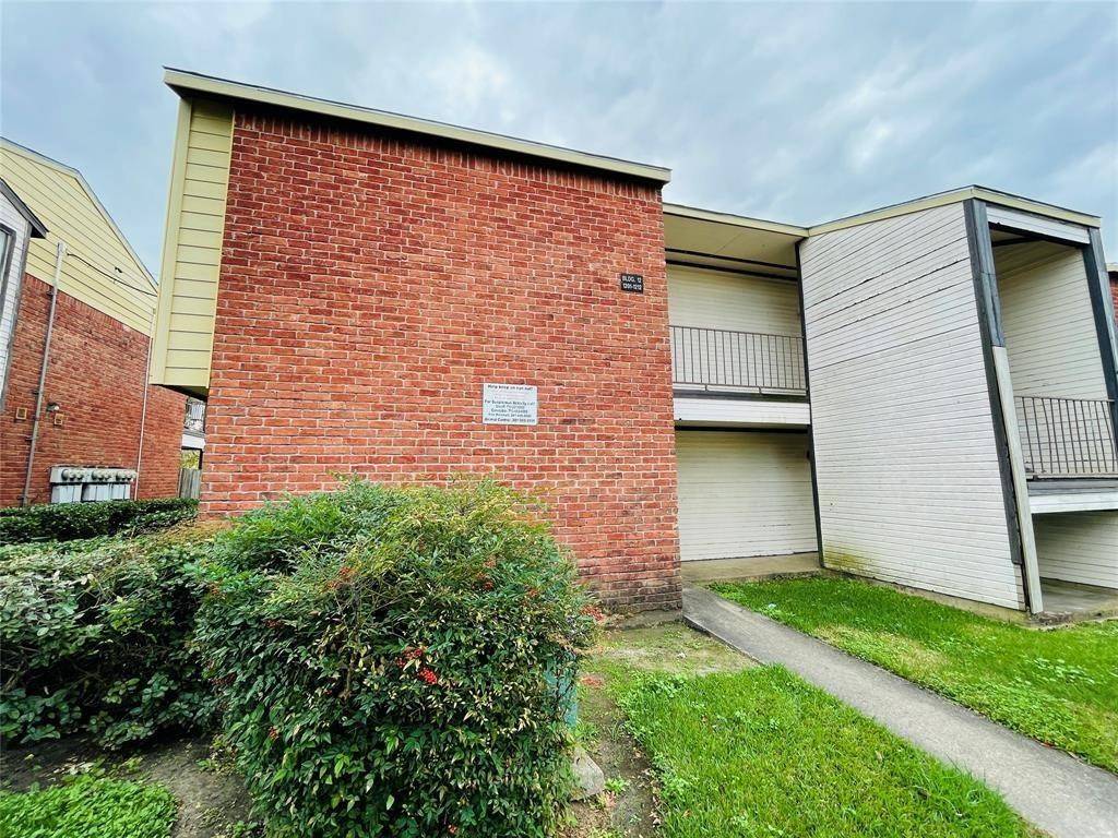 Houston, TX 77015,13480 S Thorntree DR #1004