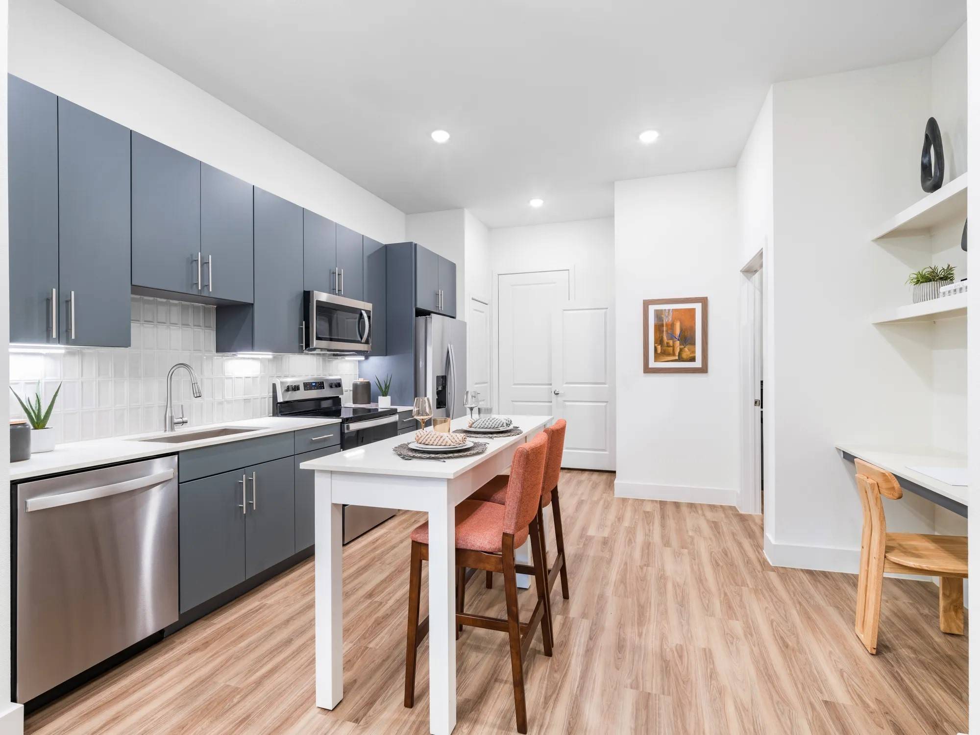 Houston, TX 77018,641 W Crosstimbers ST #1-542