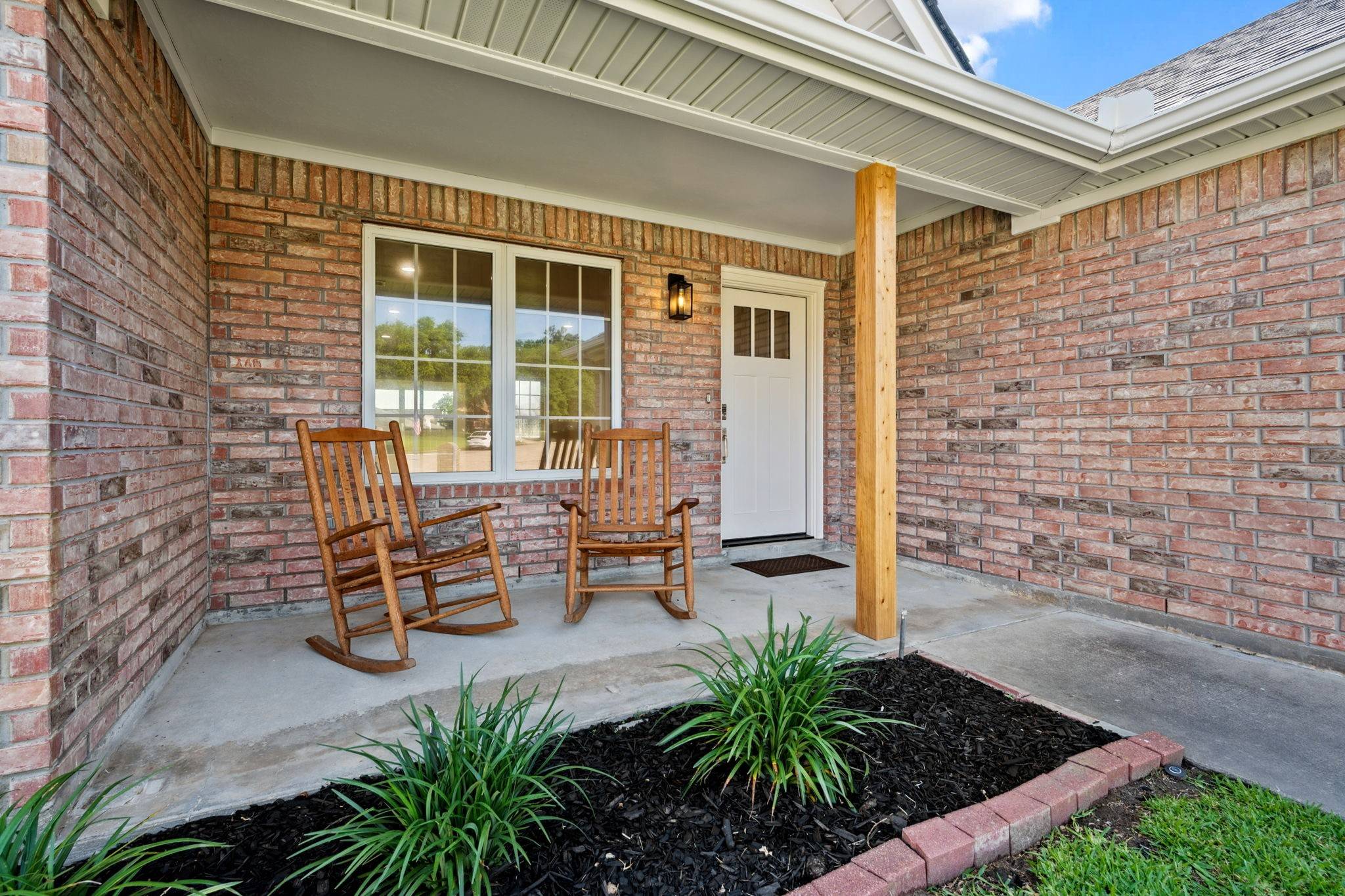 Willis, TX 77318,6998 Breezy PT