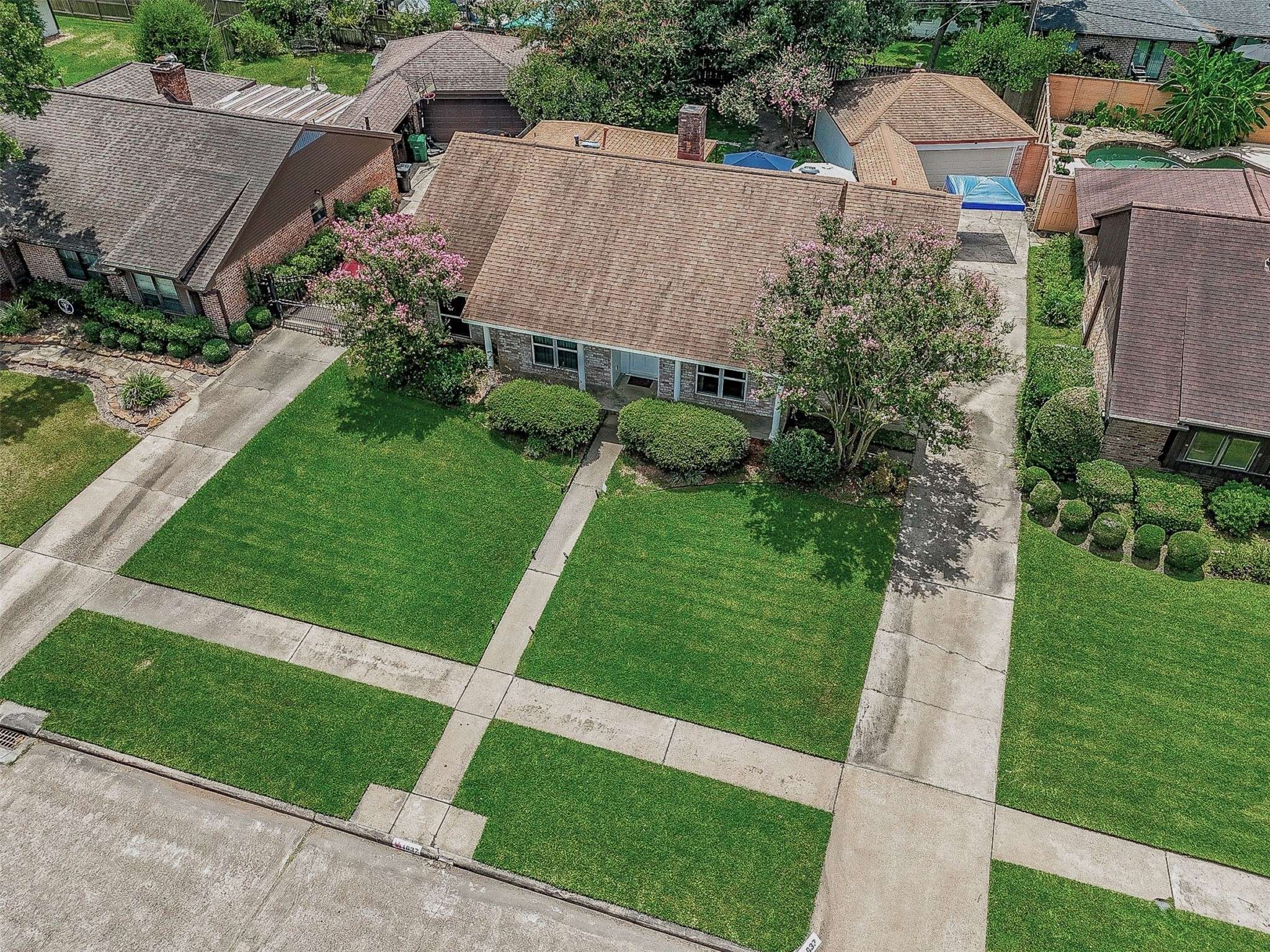 Houston, TX 77018,1037 Cheshire LN