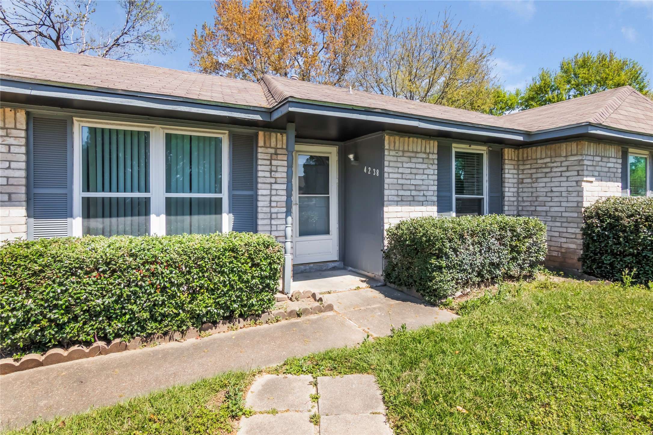 Houston, TX 77091,4238 Fallen Oaks DR