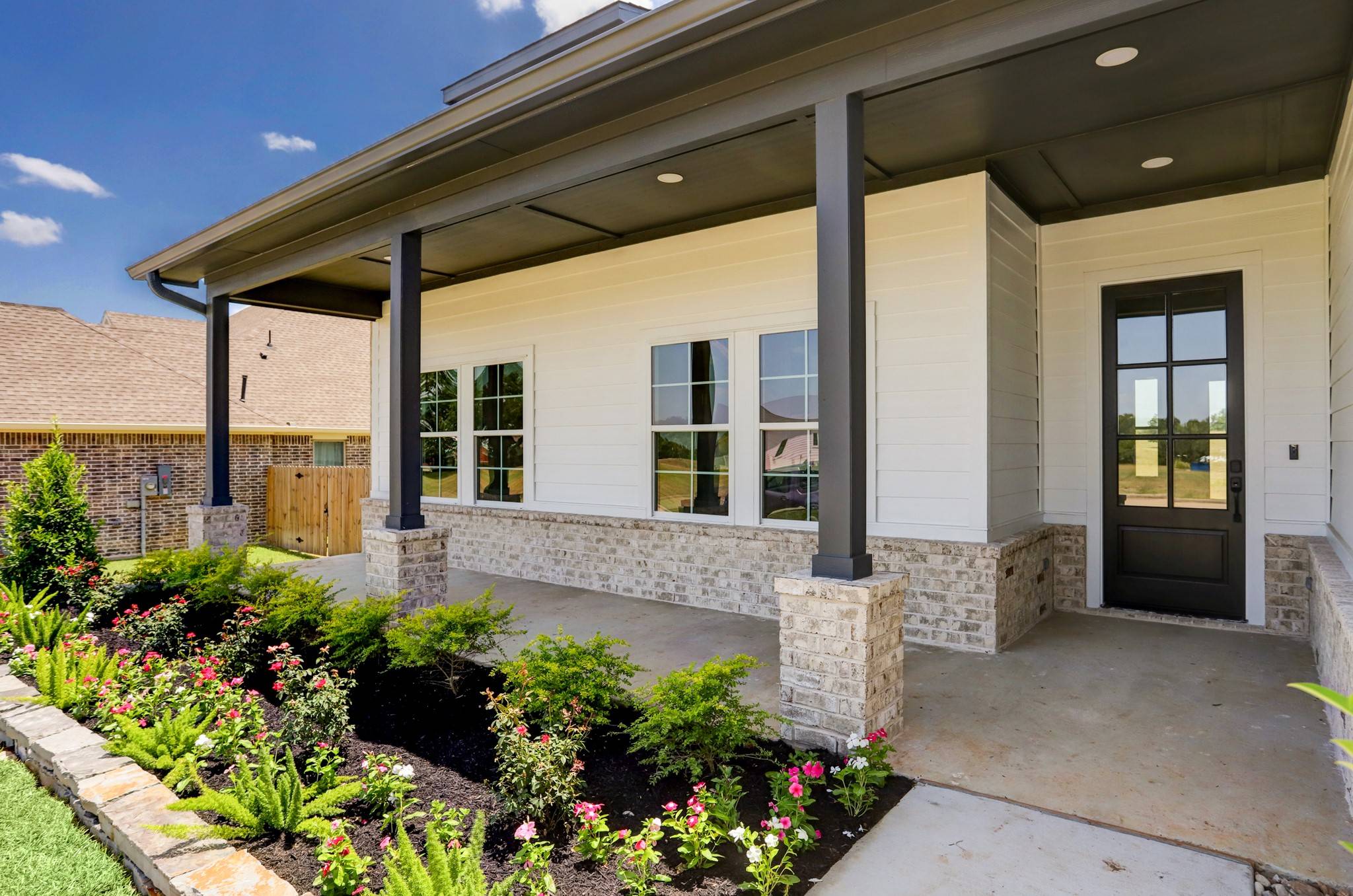 Brenham, TX 77833,1800 Twin Oaks CIR