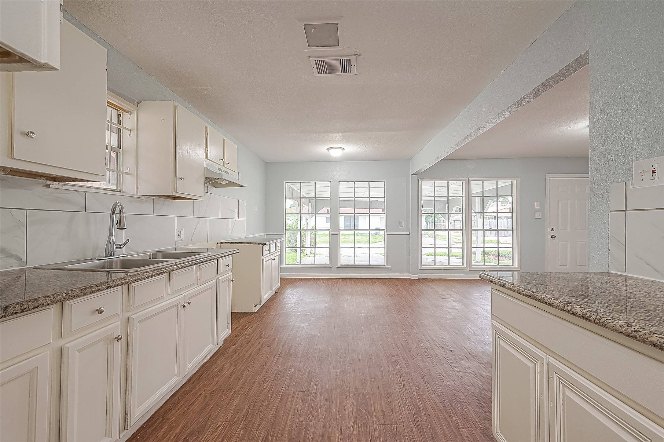 Galena Park, TX 77547,1005 Bank DR