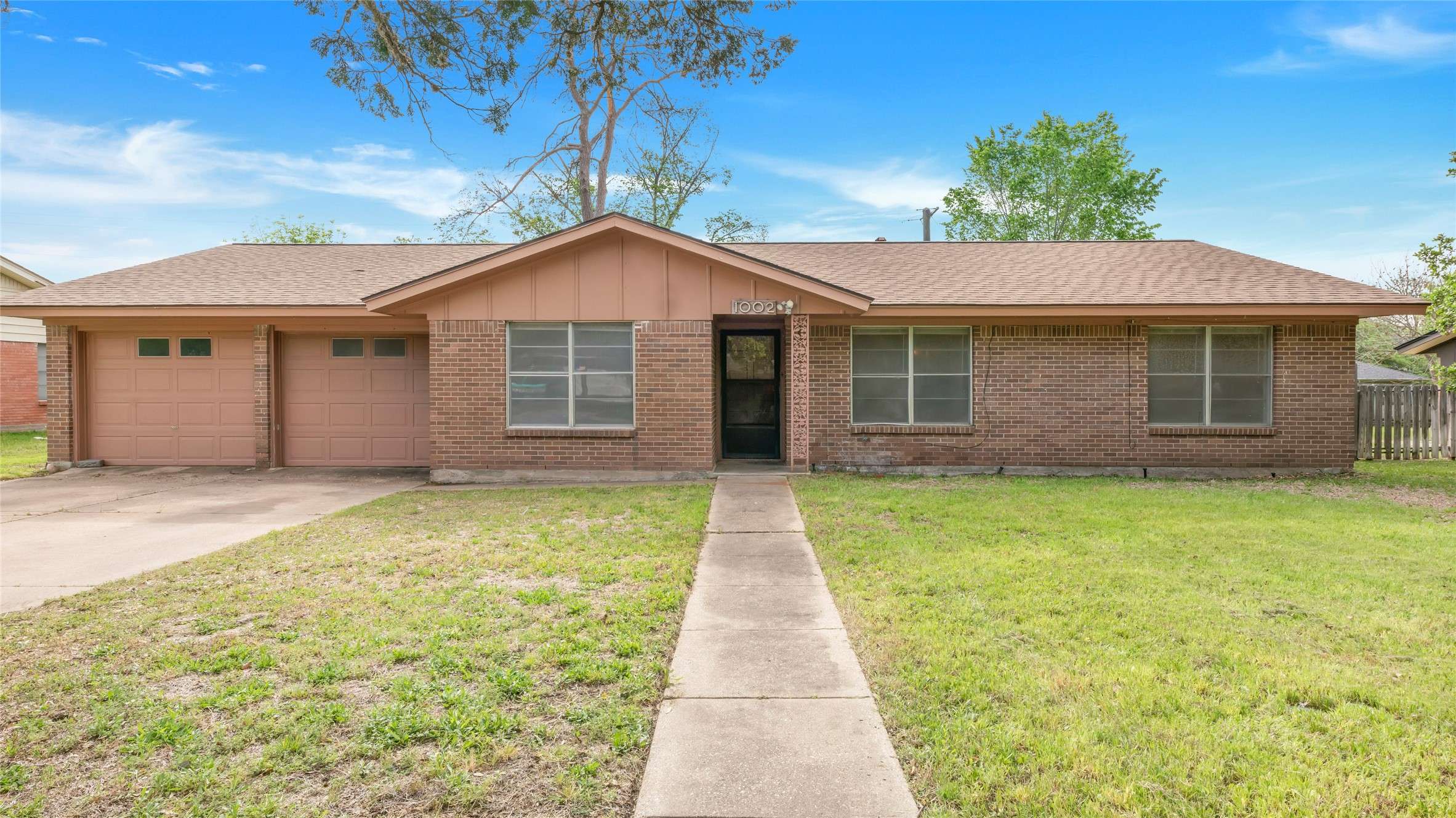 College Station, TX 77840,1002 Village DR