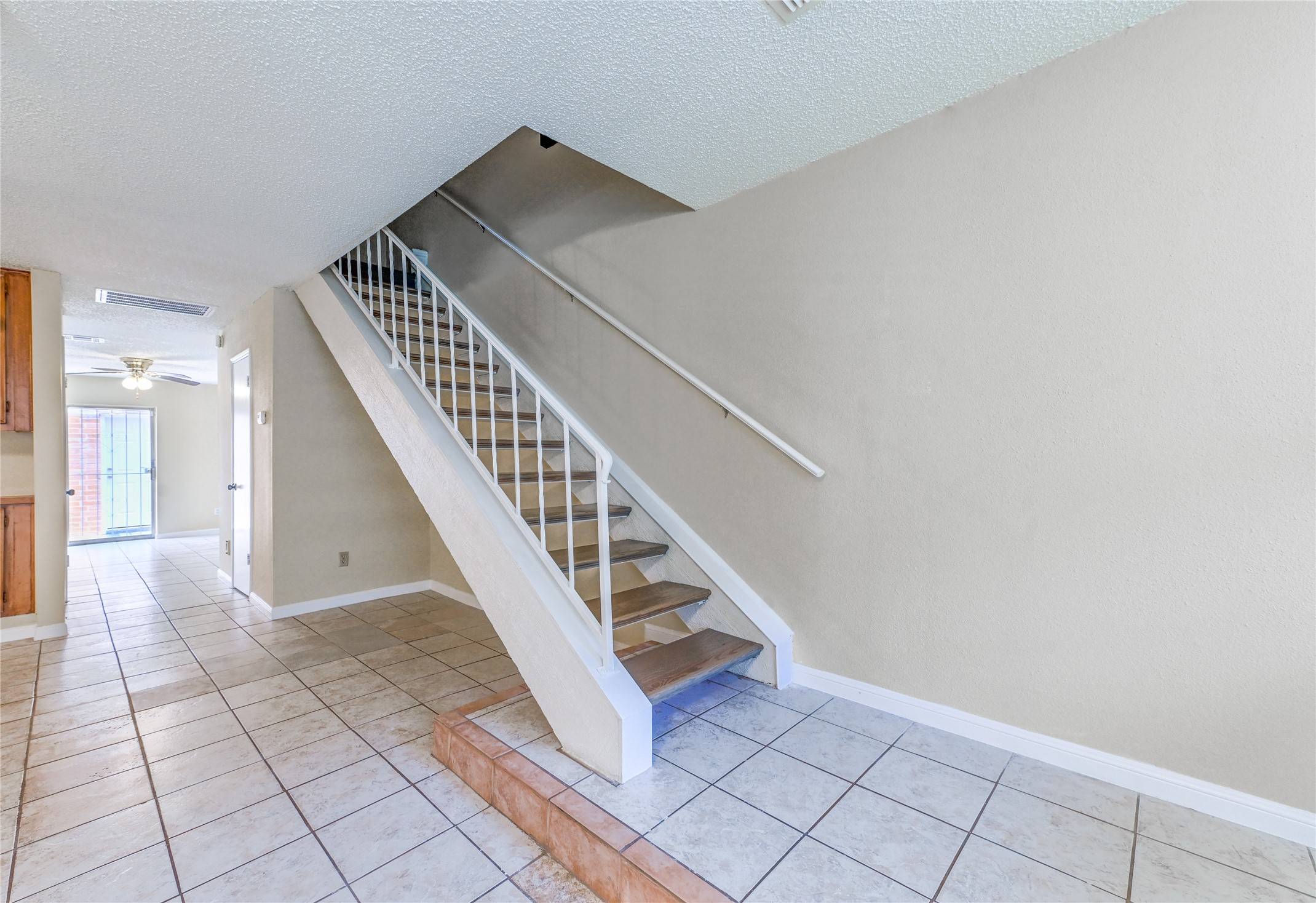 Houston, TX 77042,10780 Briar Forest DR