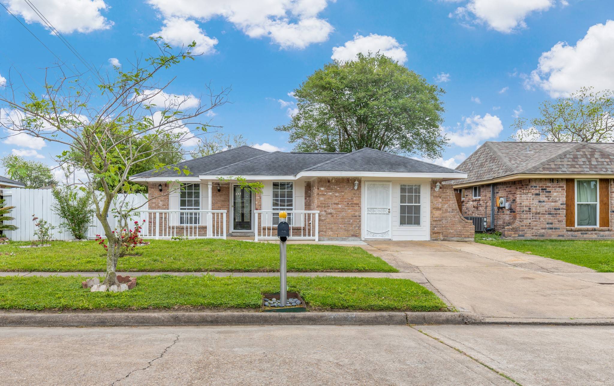 Houston, TX 77038,1035 Forestburg DR