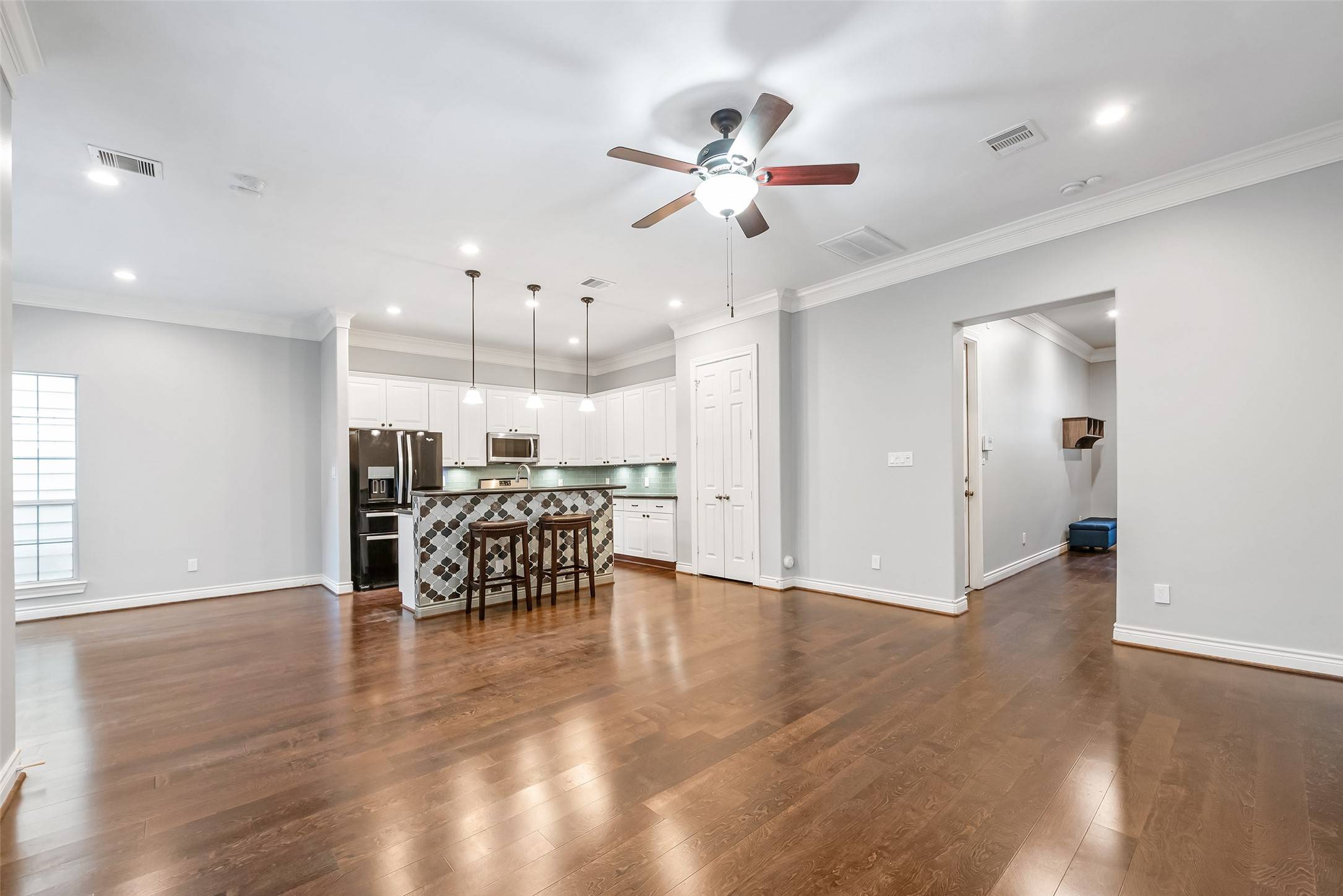 Houston, TX 77007,5950 Kansas ST