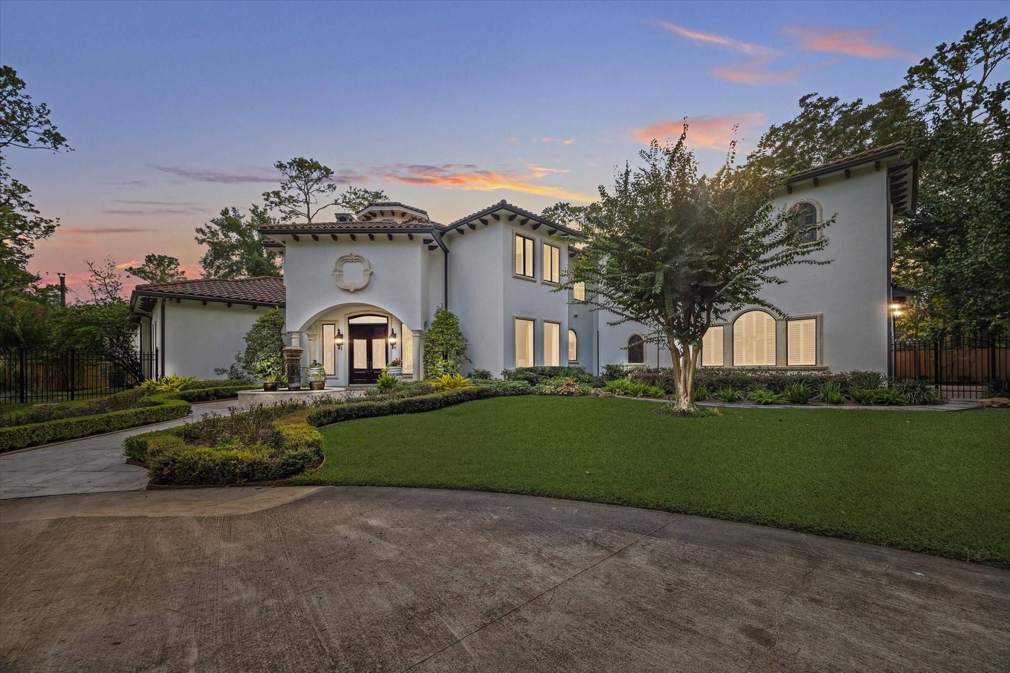 Houston, TX 77024,11607 Barazi Oaks CT