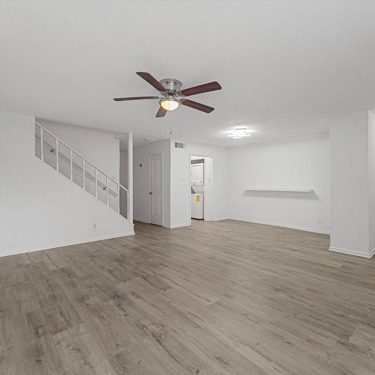 Houston, TX 77089,11887 Algonquin DR