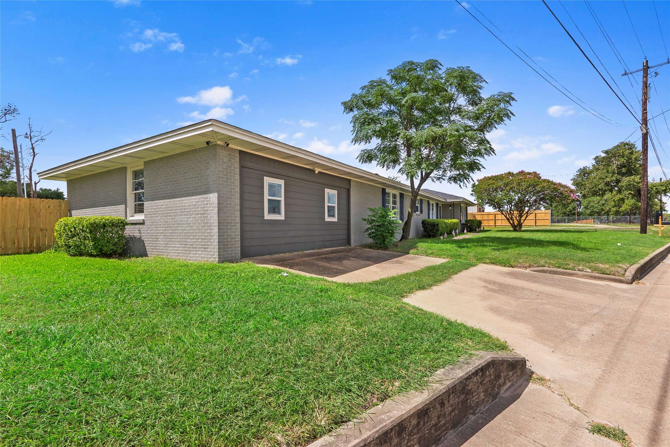 Bryan, TX 77803,1105 San Jacinto LN