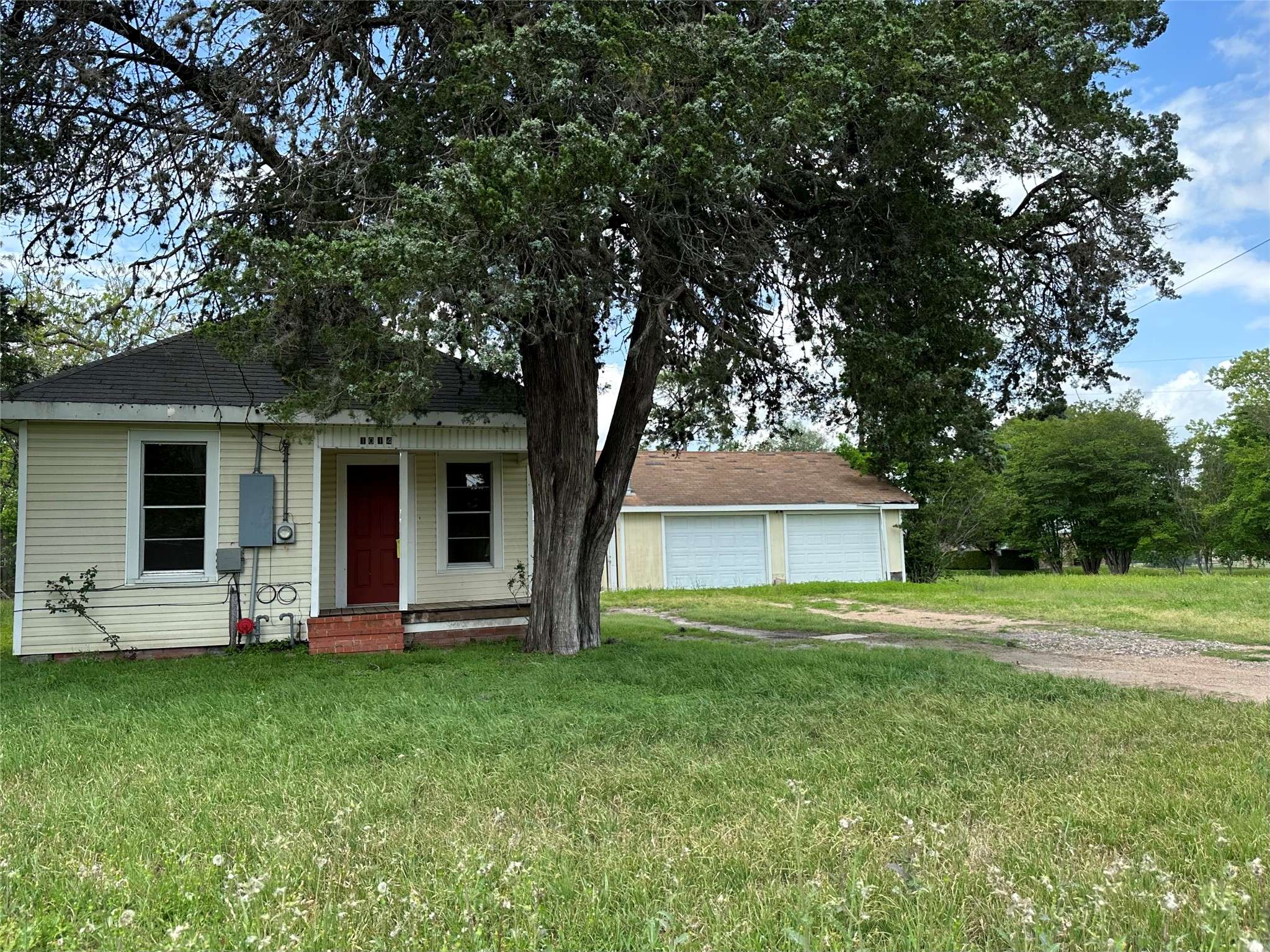 Brenham, TX 77833,1014 W Jefferson ST W