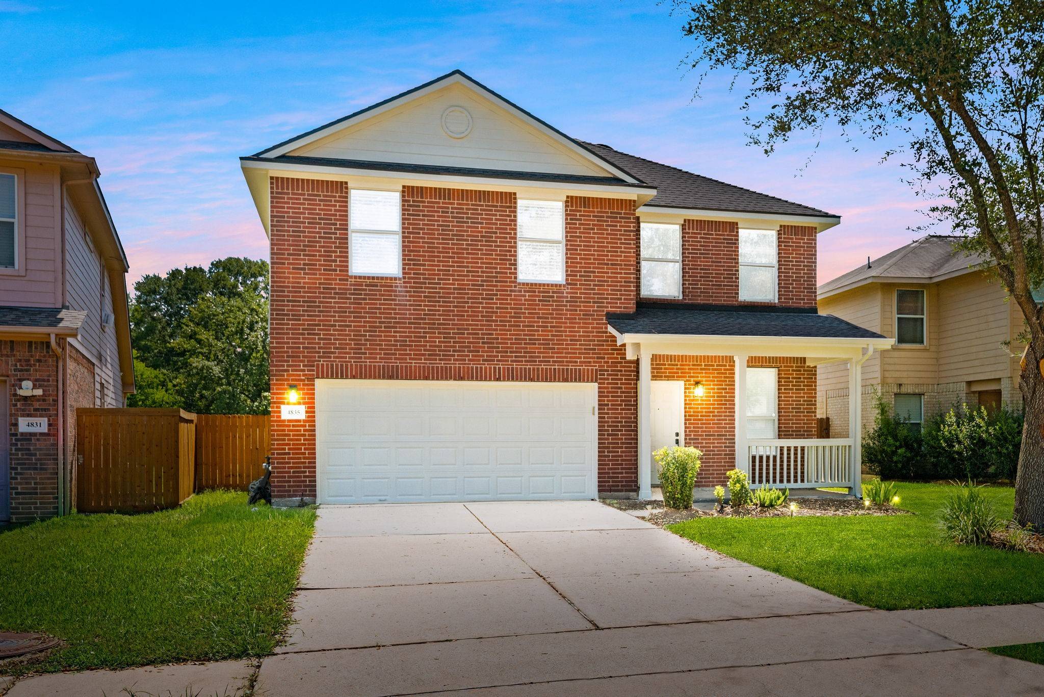 Fresno, TX 77545,4835 Montclair Hill LN