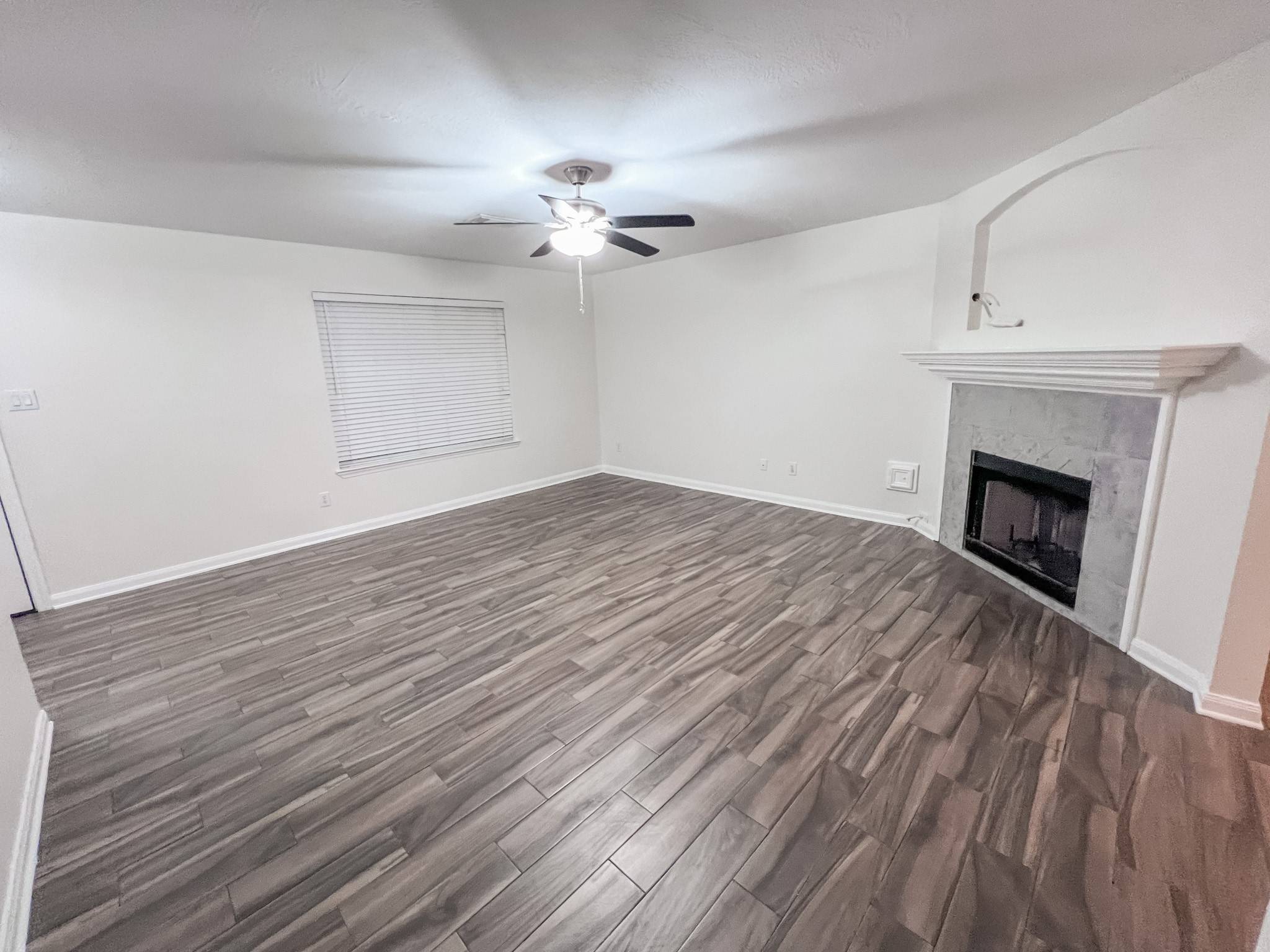 Dickinson, TX 77539,319 Grand Isle LN