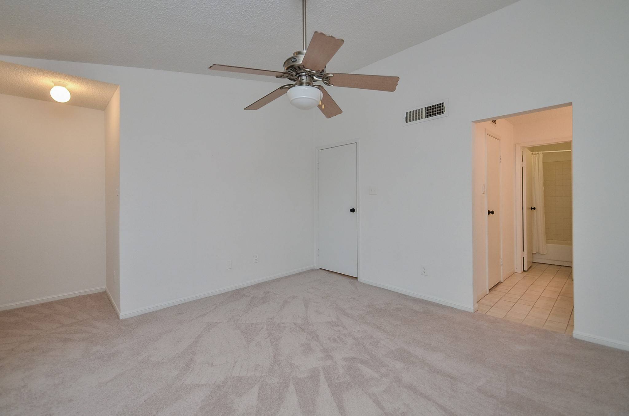 Houston, TX 77042,11201 Lynbrook DR #2903