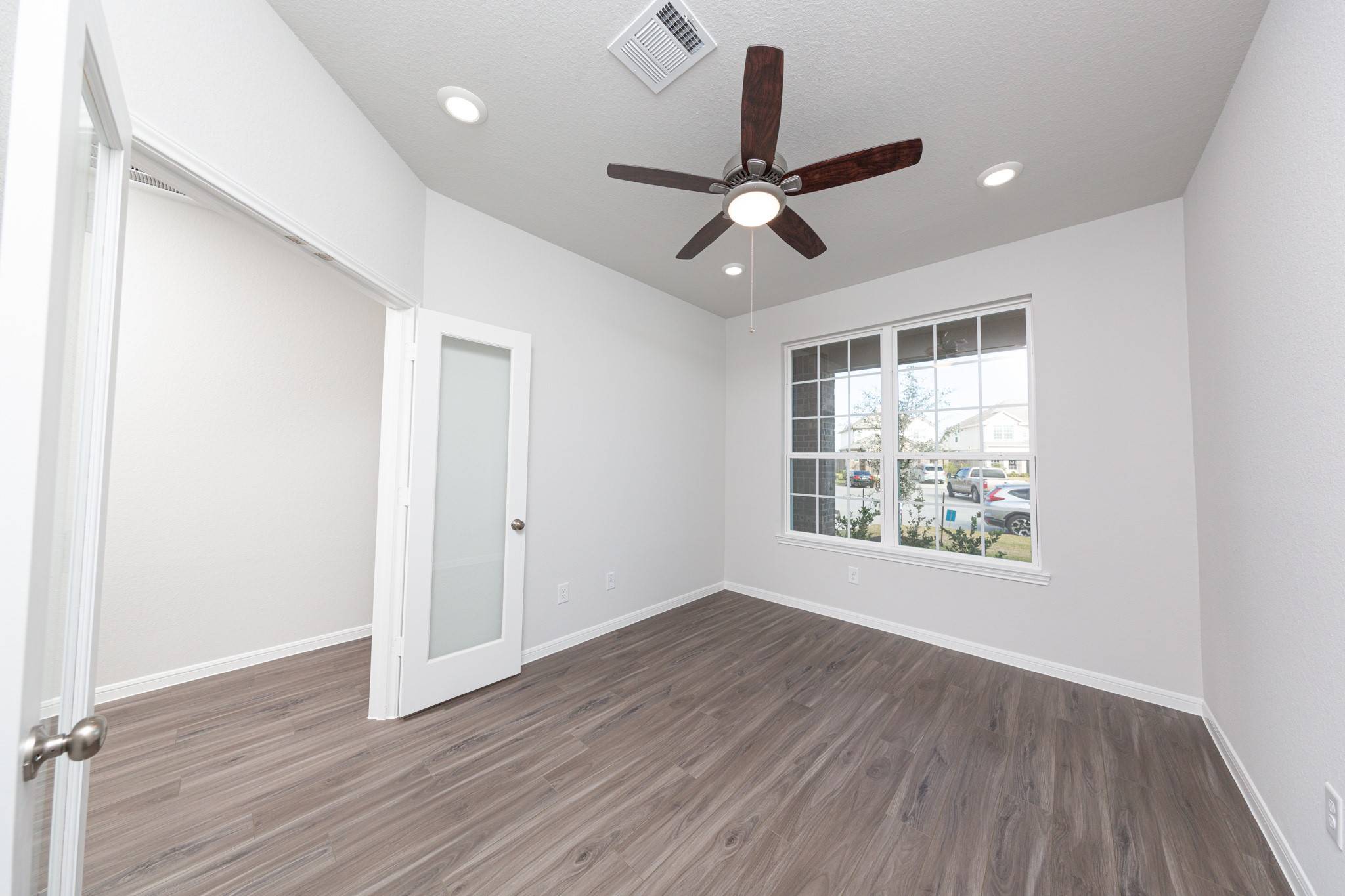 Conroe, TX 77302,16587 Willow Forest DR