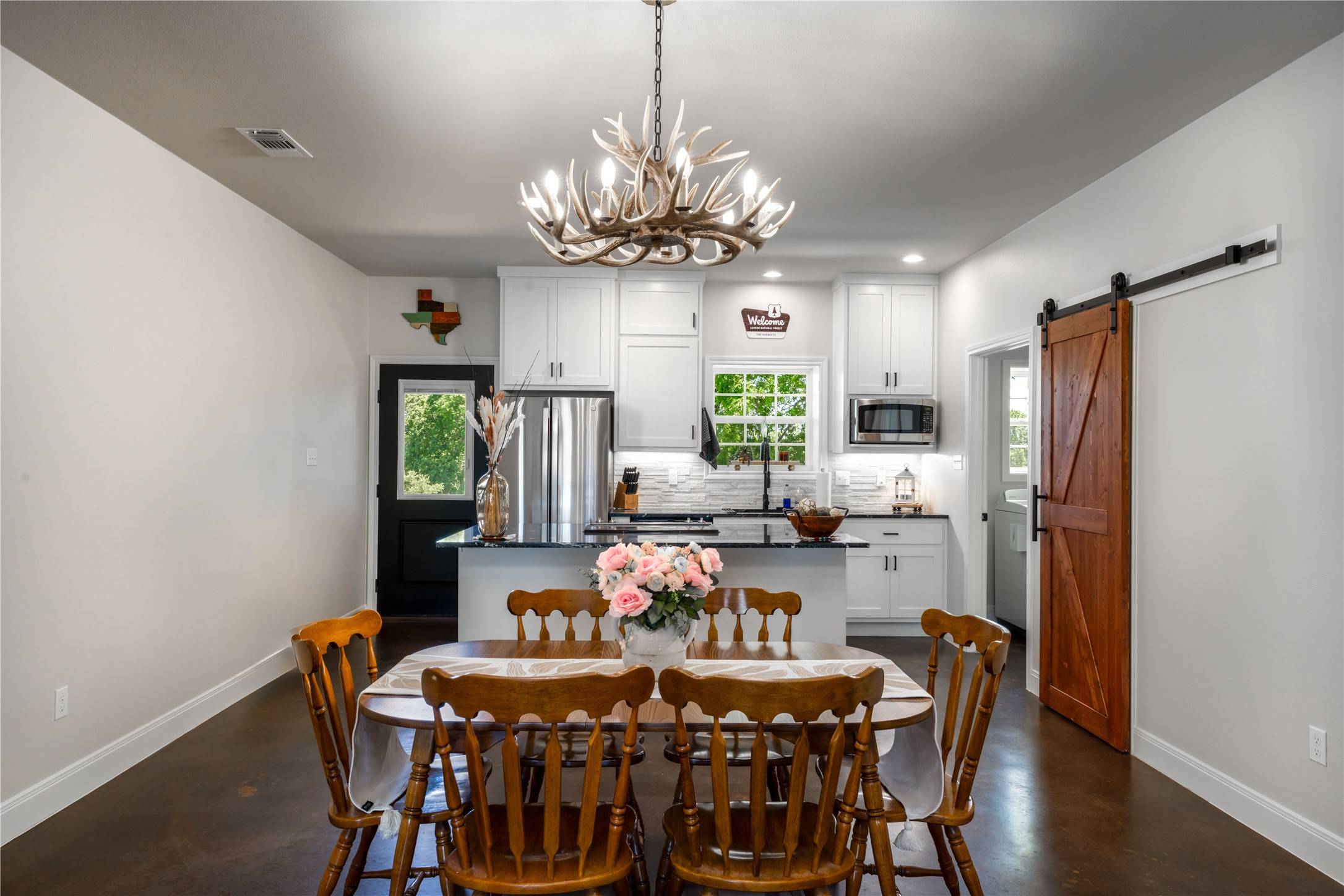 Schulenburg, TX 78956,108 High Meadow Court