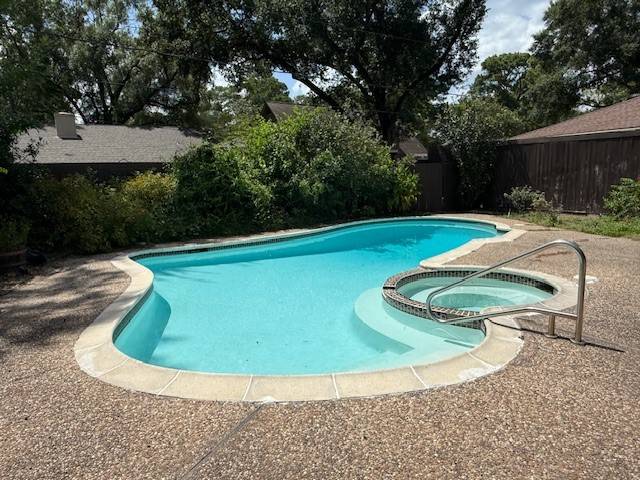 Houston, TX 77079,807 Pinesap DR