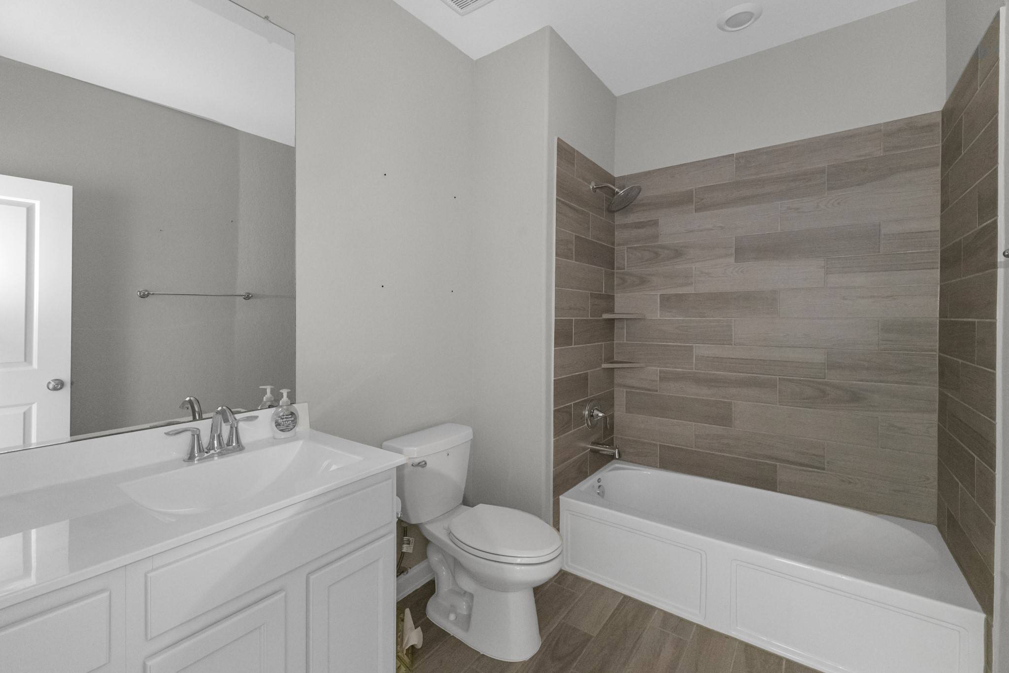 League City, TX 77573,613 Westwood DR