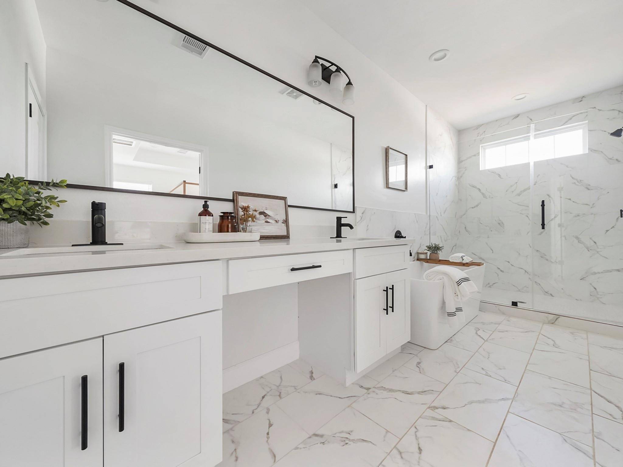 Houston, TX 77051,7812 Colonial LN
