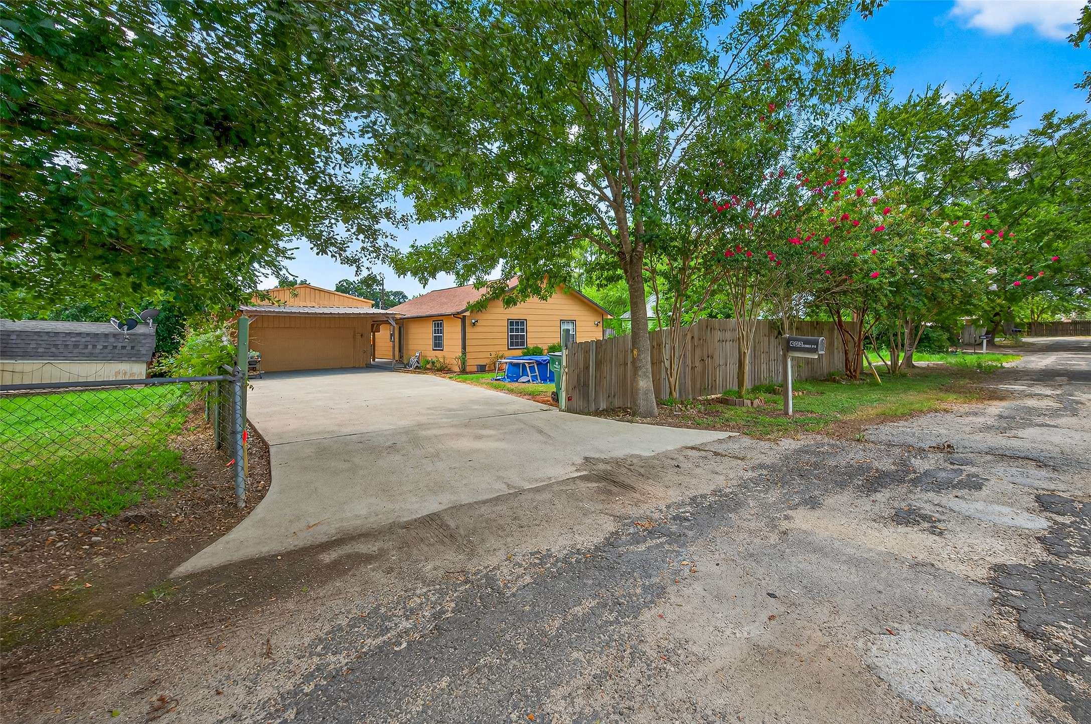 Madisonville, TX 77864,403 White ST