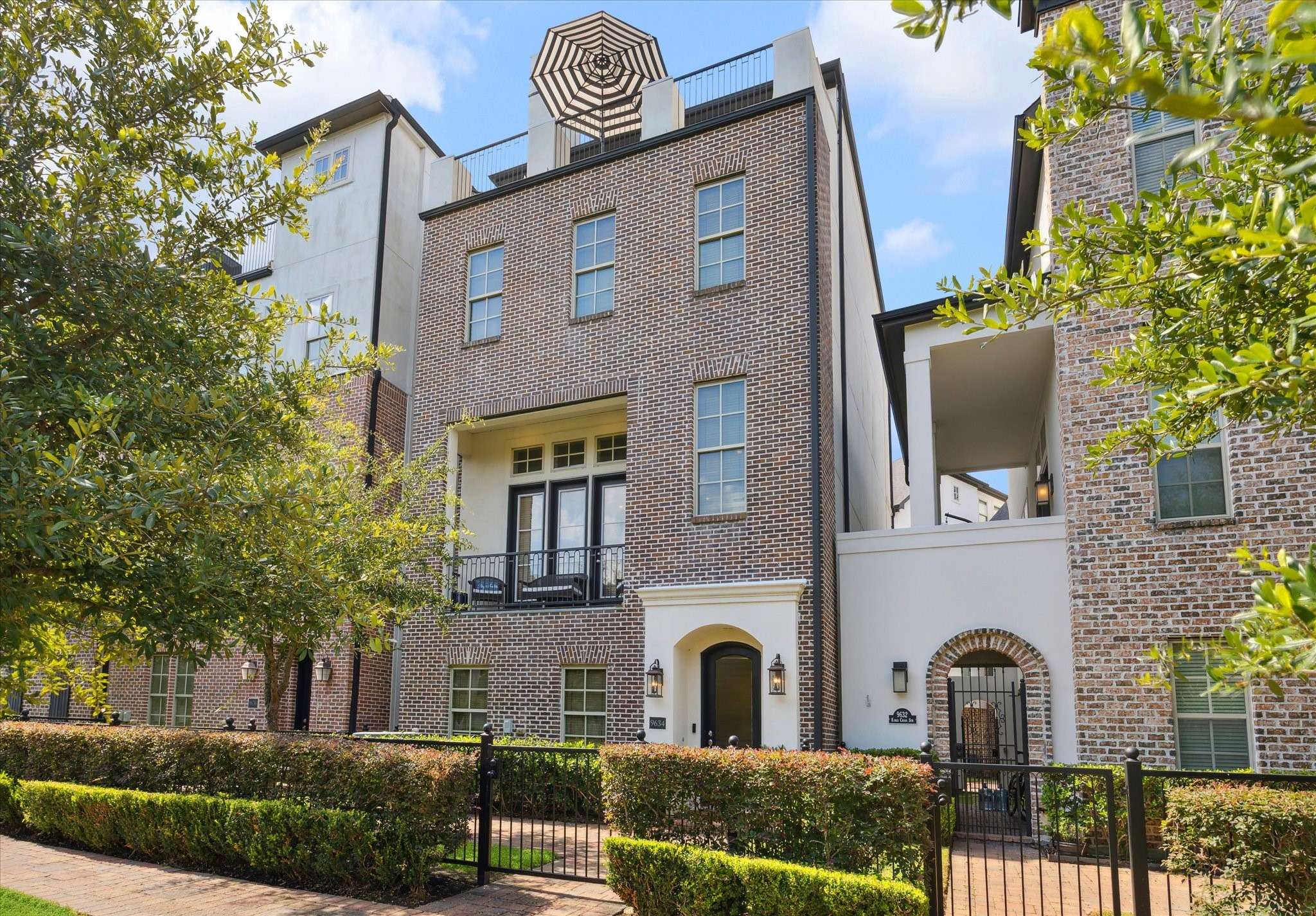 Houston, TX 77045,9634 Kings Cross STA