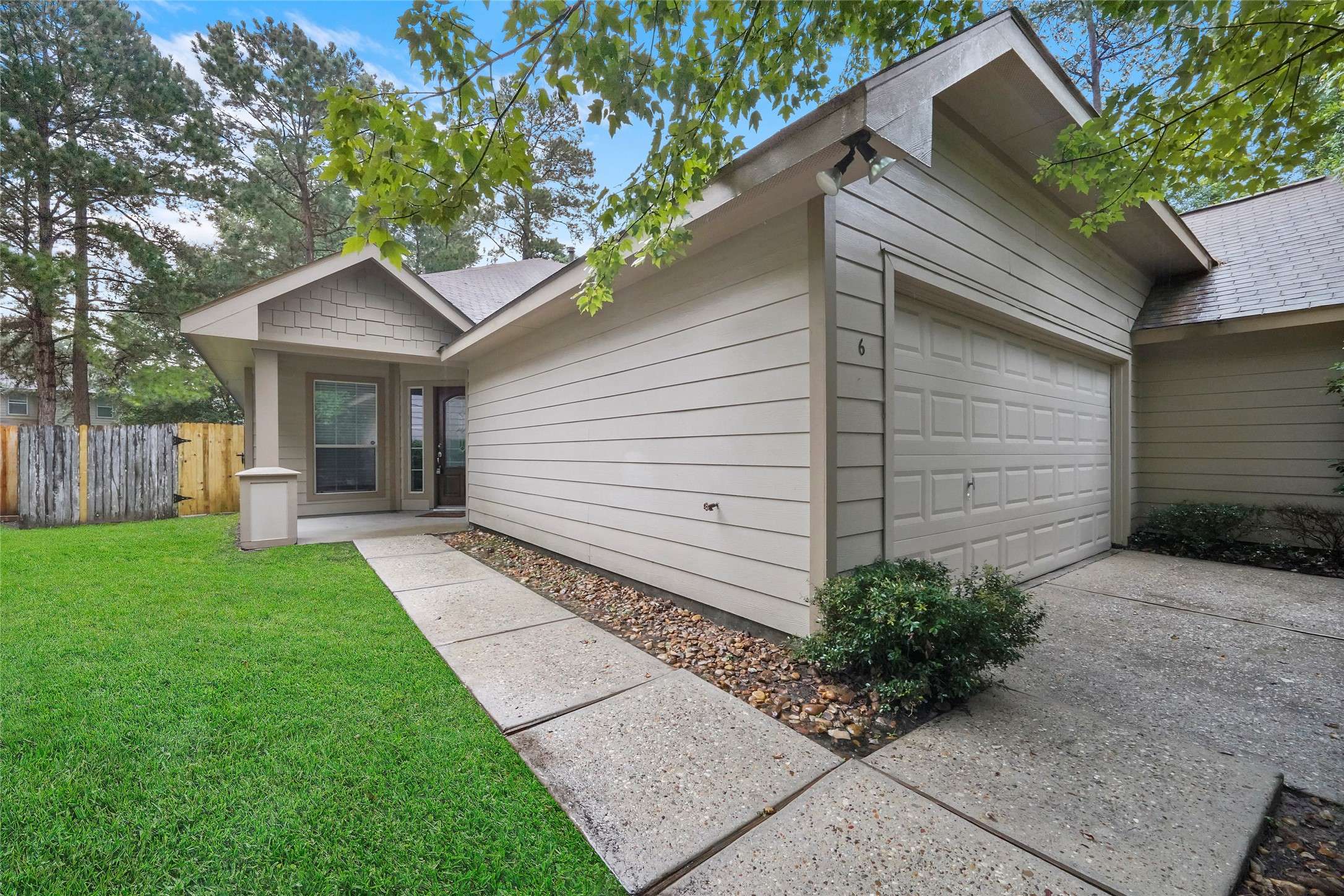 The Woodlands, TX 77384,6 Valewood PL