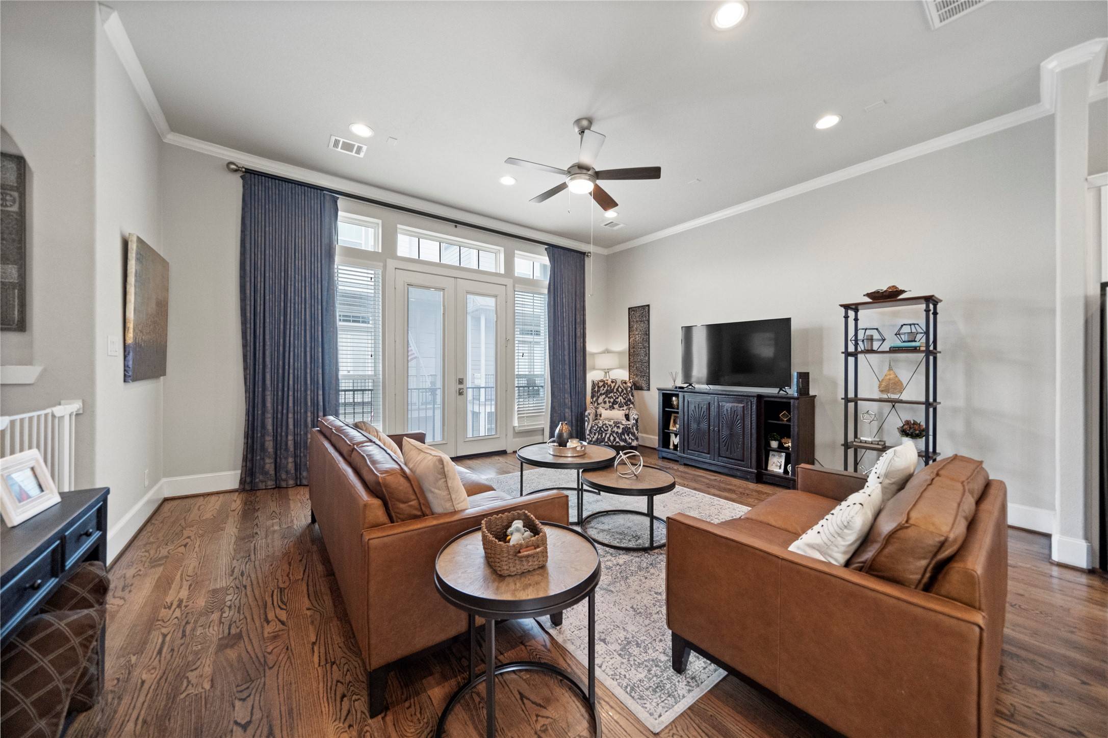 Houston, TX 77008,241 W 27th ST