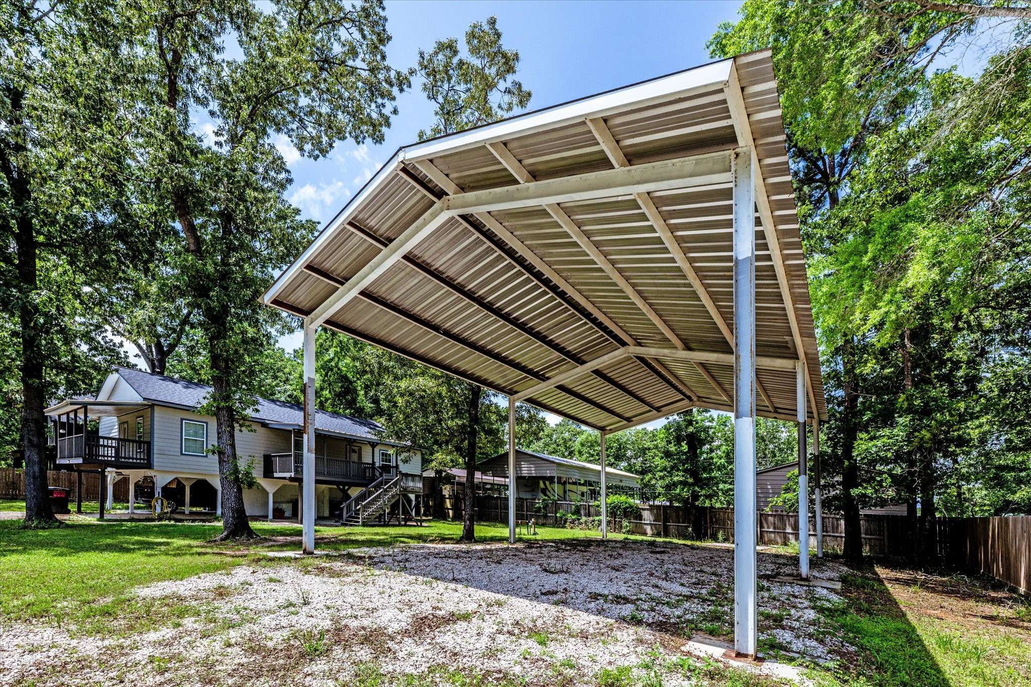 Point Blank, TX 77364,50 Canary ST
