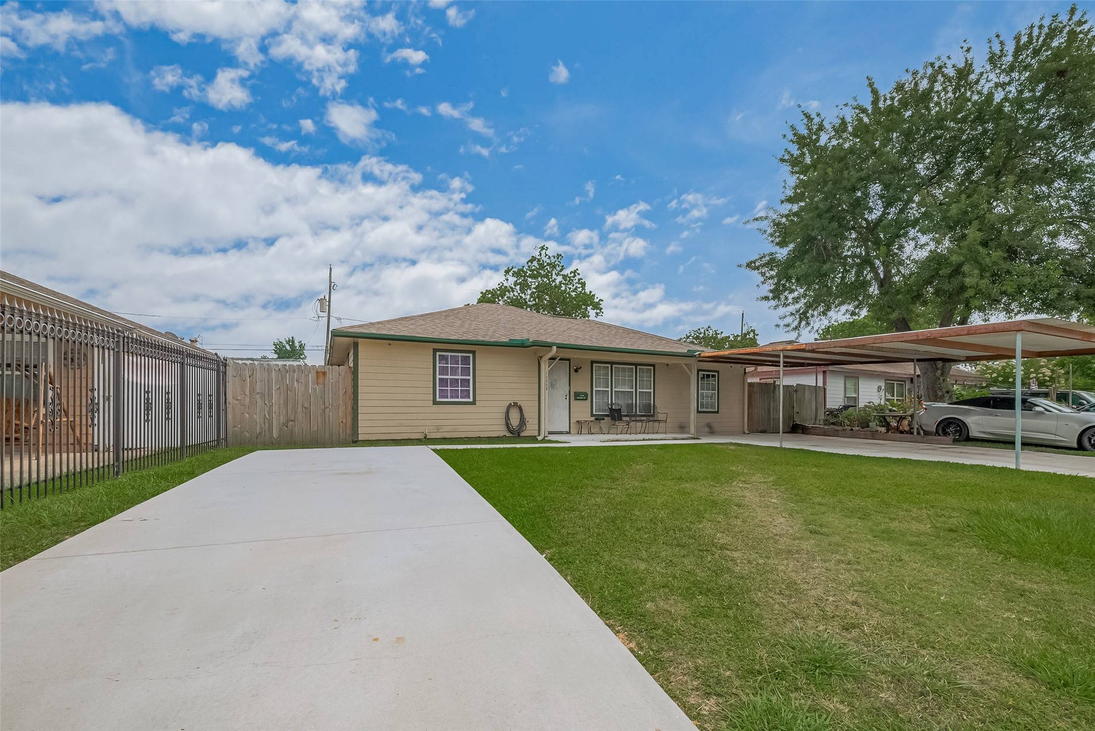 Houston, TX 77015,12450 Kathryn ST