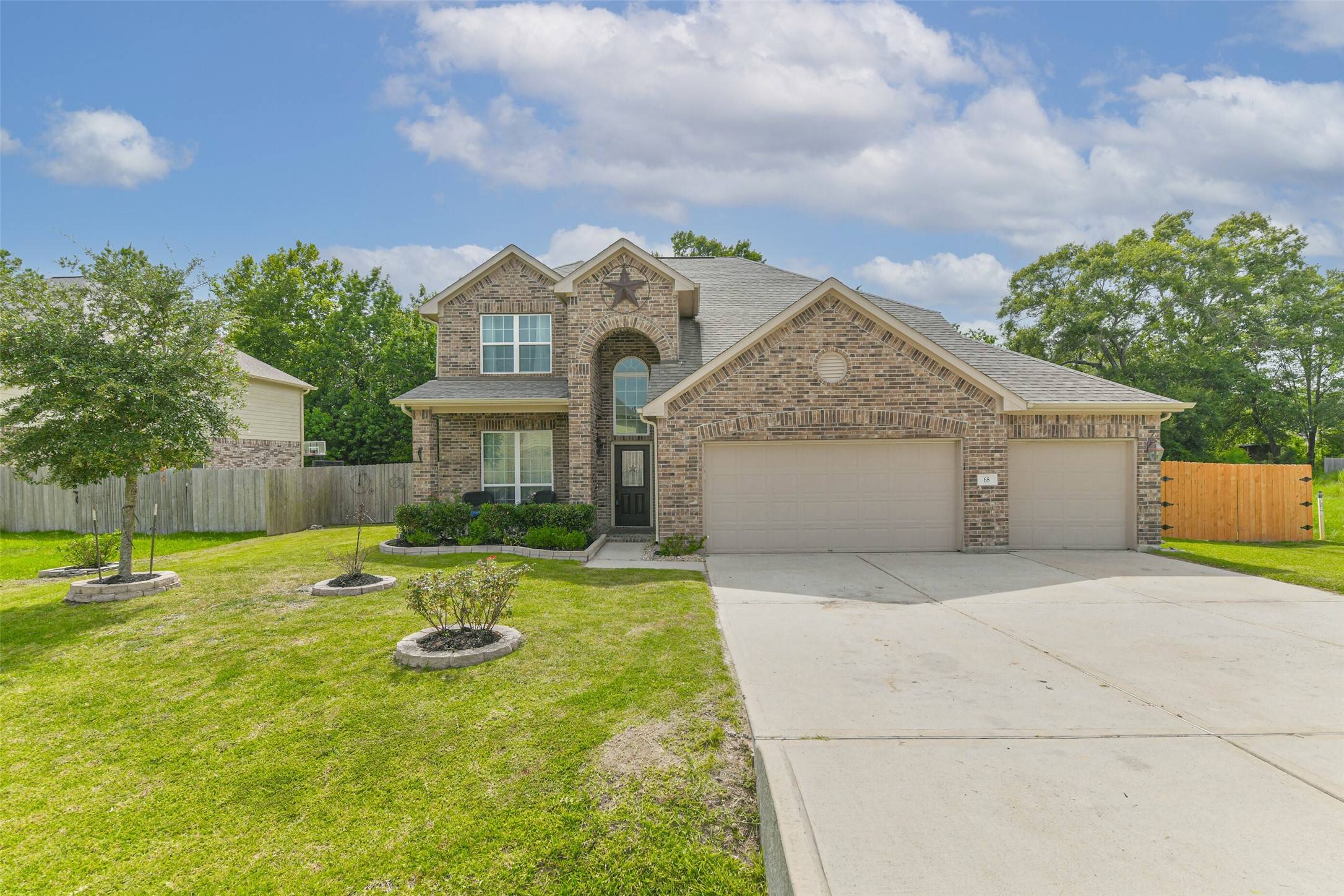 New Caney, TX 77357,68 Linnwood DR