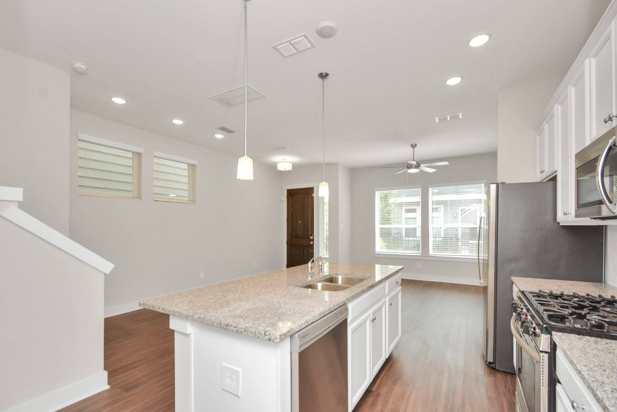 Houston, TX 77009,728 Strawberry Pines CT