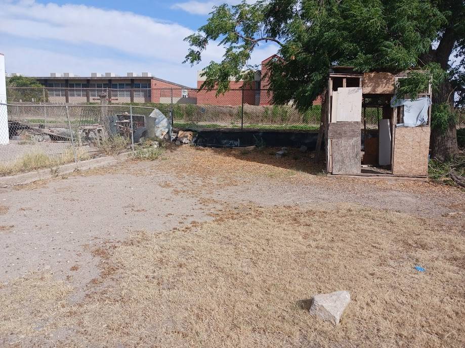 El Paso, TX 79901,1907 E San Antonio AVE