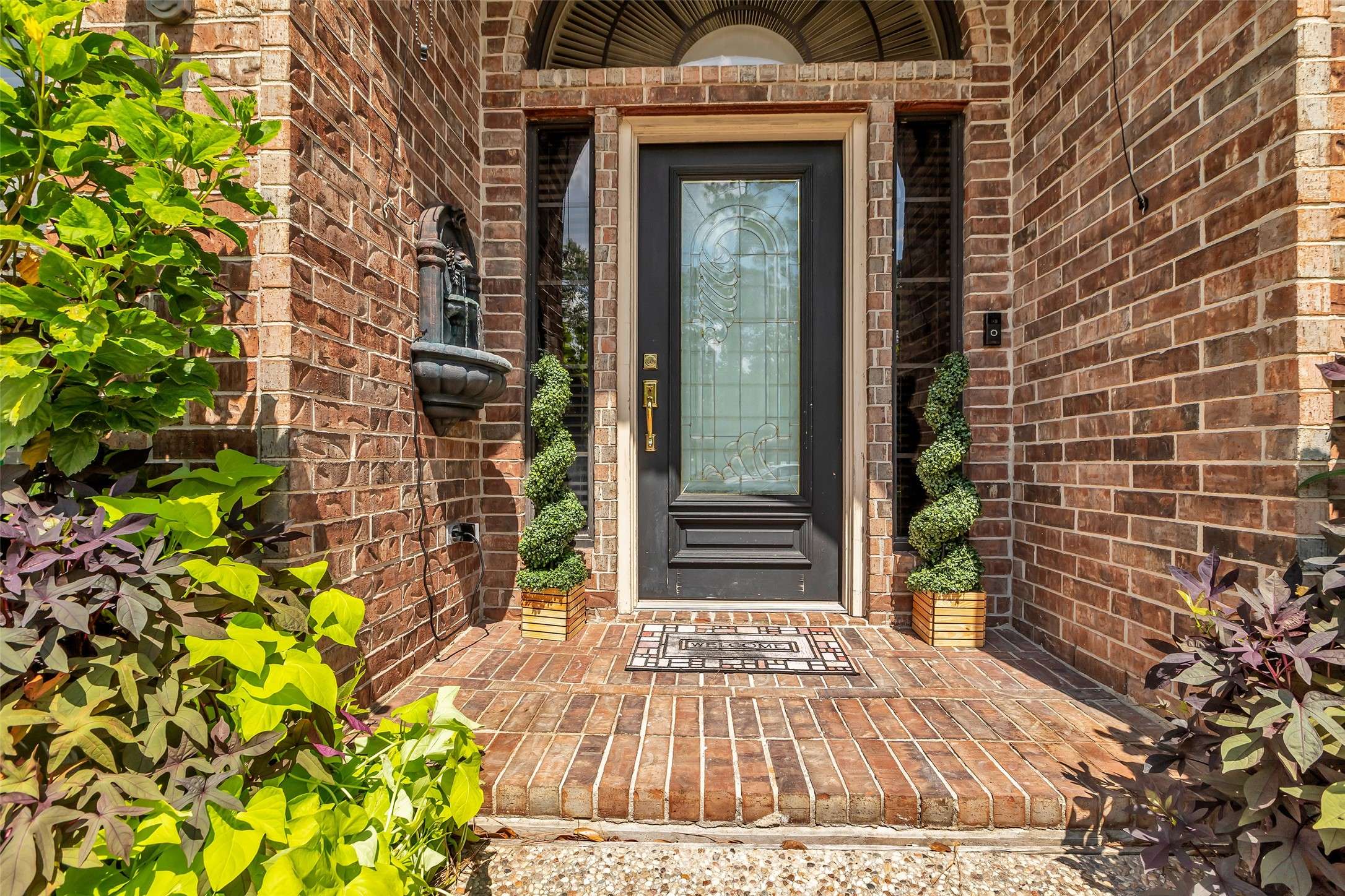 Montgomery, TX 77356,28 Stanford CT