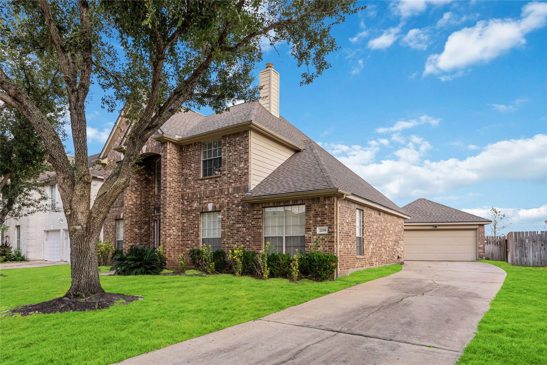 Sugar Land, TX 77479,2219 Thistlerock LN