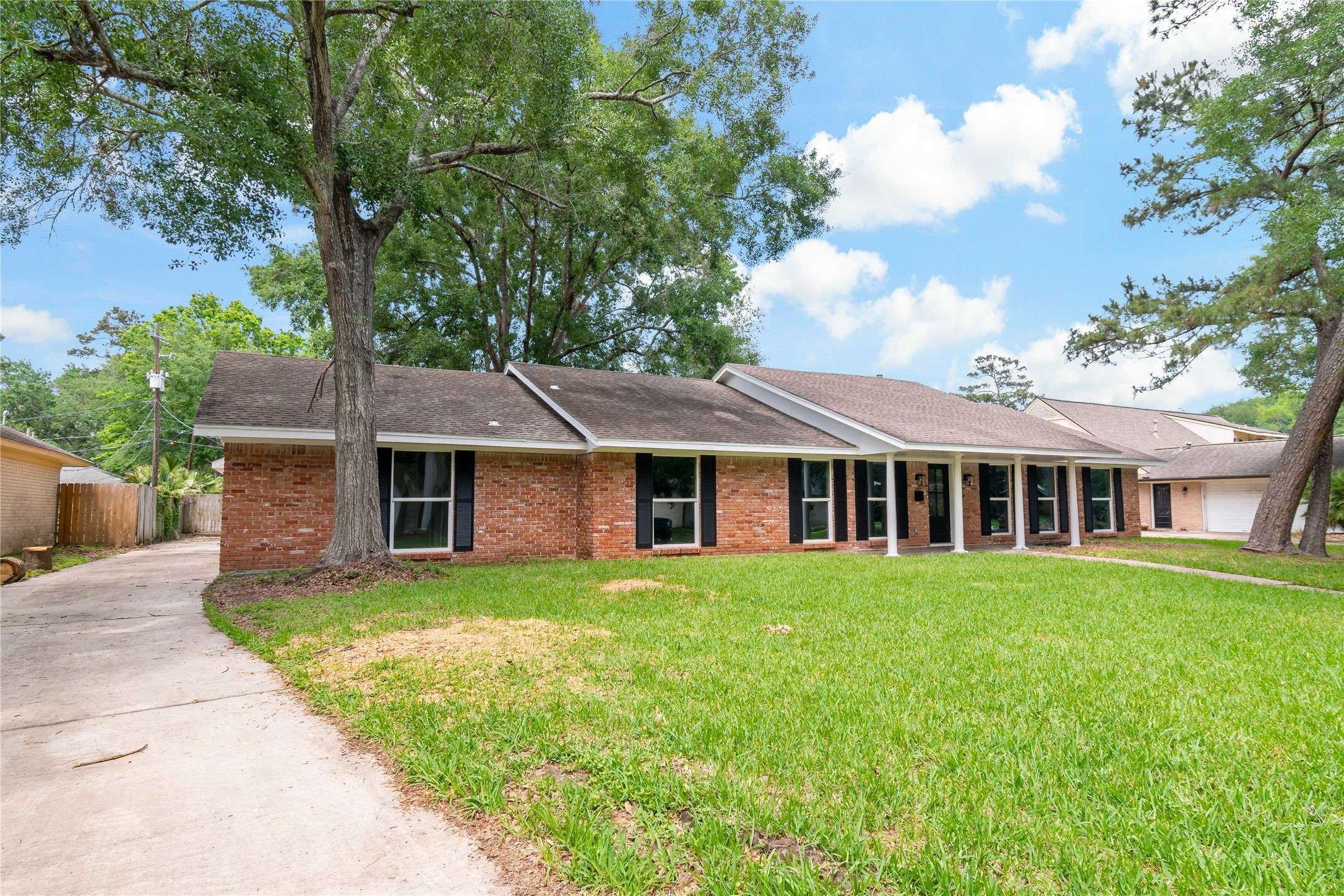 Seabrook, TX 77586,214 Whispering Oaks DR