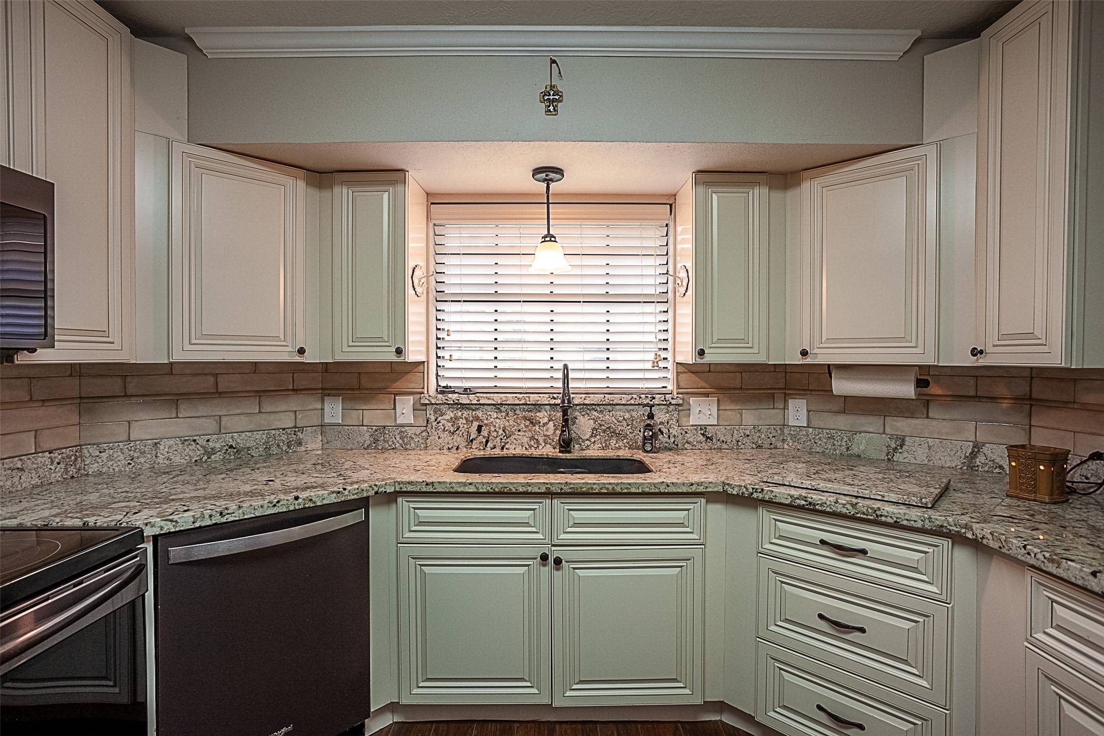 Beaumont, TX 77713,12770 Satinwood LN
