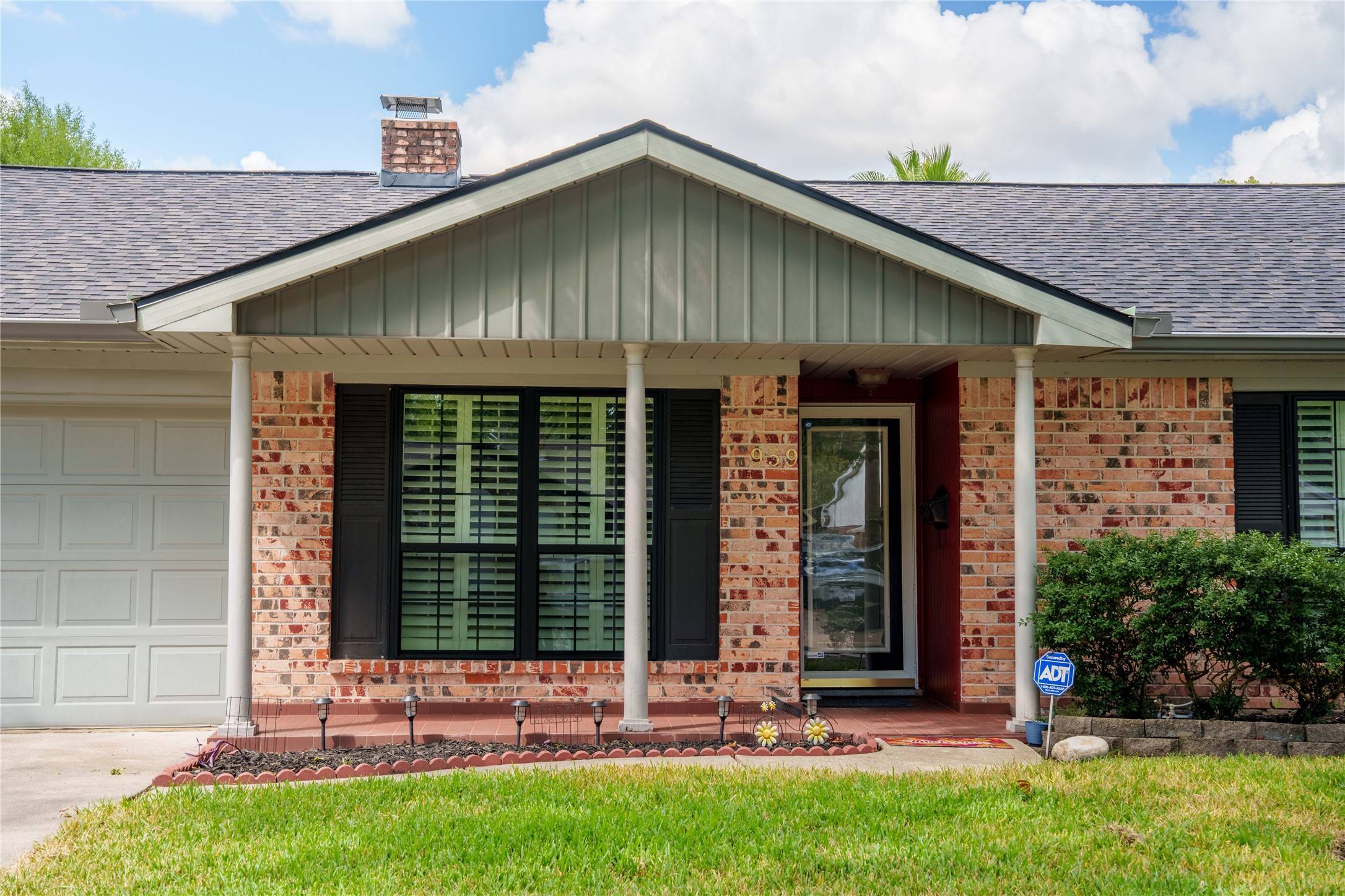 Houston, TX 77062,959 Beachcomber LN