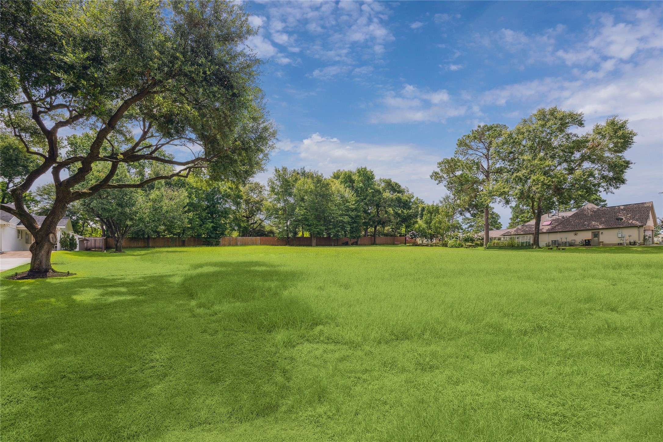 Willis, TX 77318,10070 Valley DR S