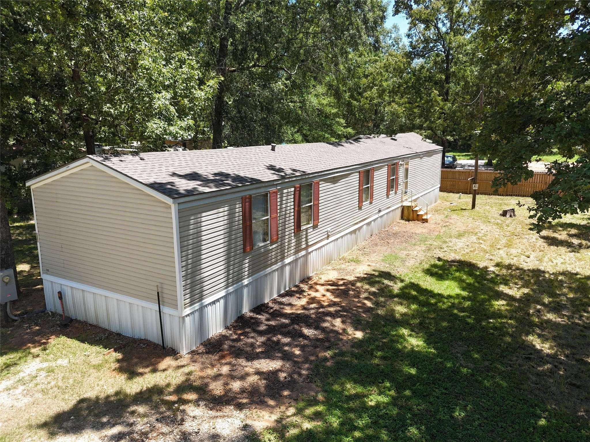 Livingston, TX 77351,560 Meridian