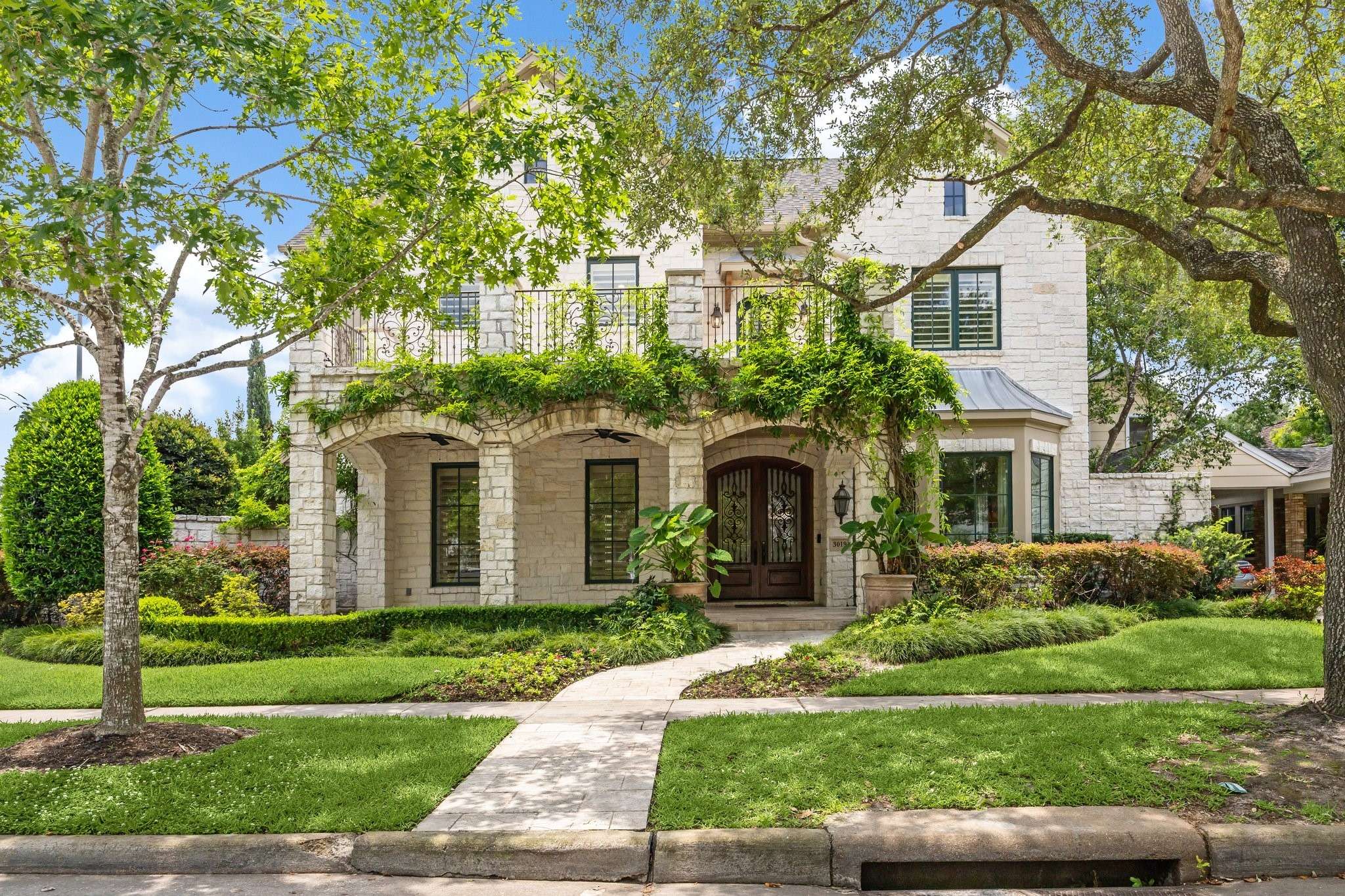 Houston, TX 77005,3019 Sunset BLVD