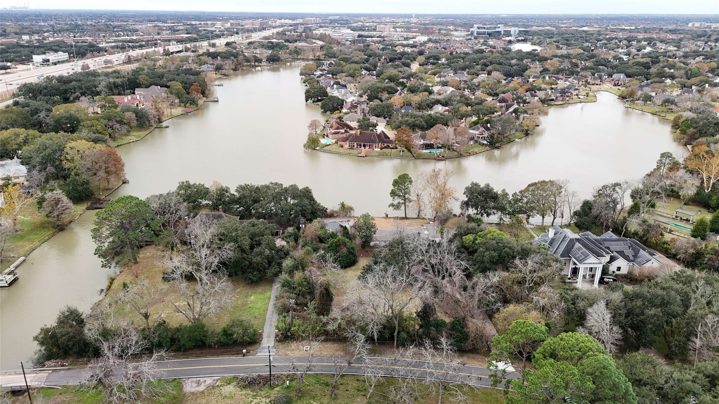 Sugar Land, TX 77478,512 W Alkire Lake DR