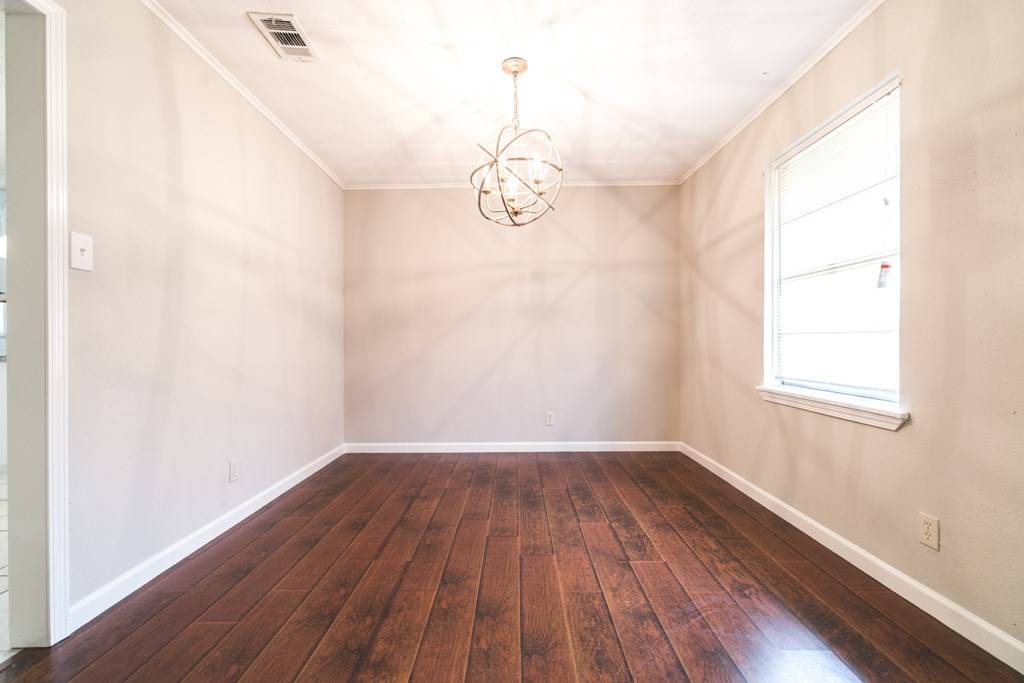 Pasadena, TX 77502,1510 Greenbriar AVE