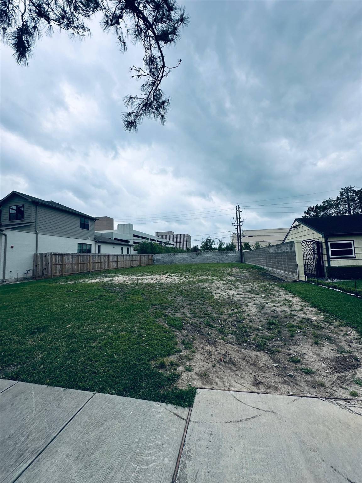 Bellaire, TX 77401,4909 Mayfair St