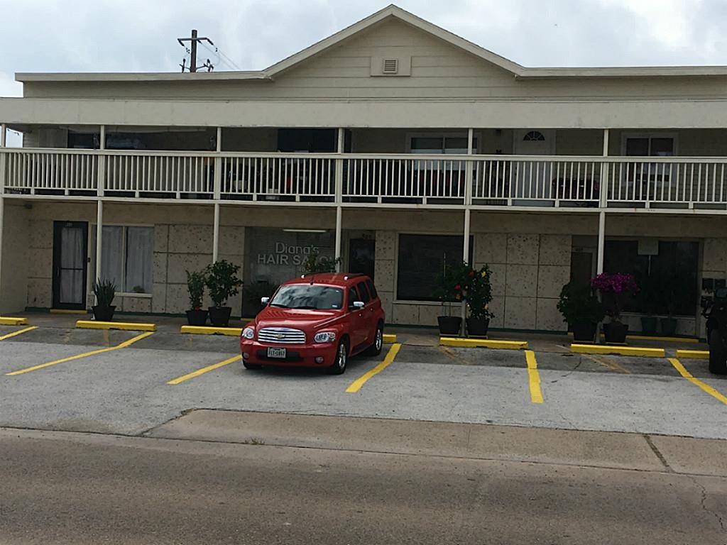 Galveston, TX 77550,909 University BLVD #907