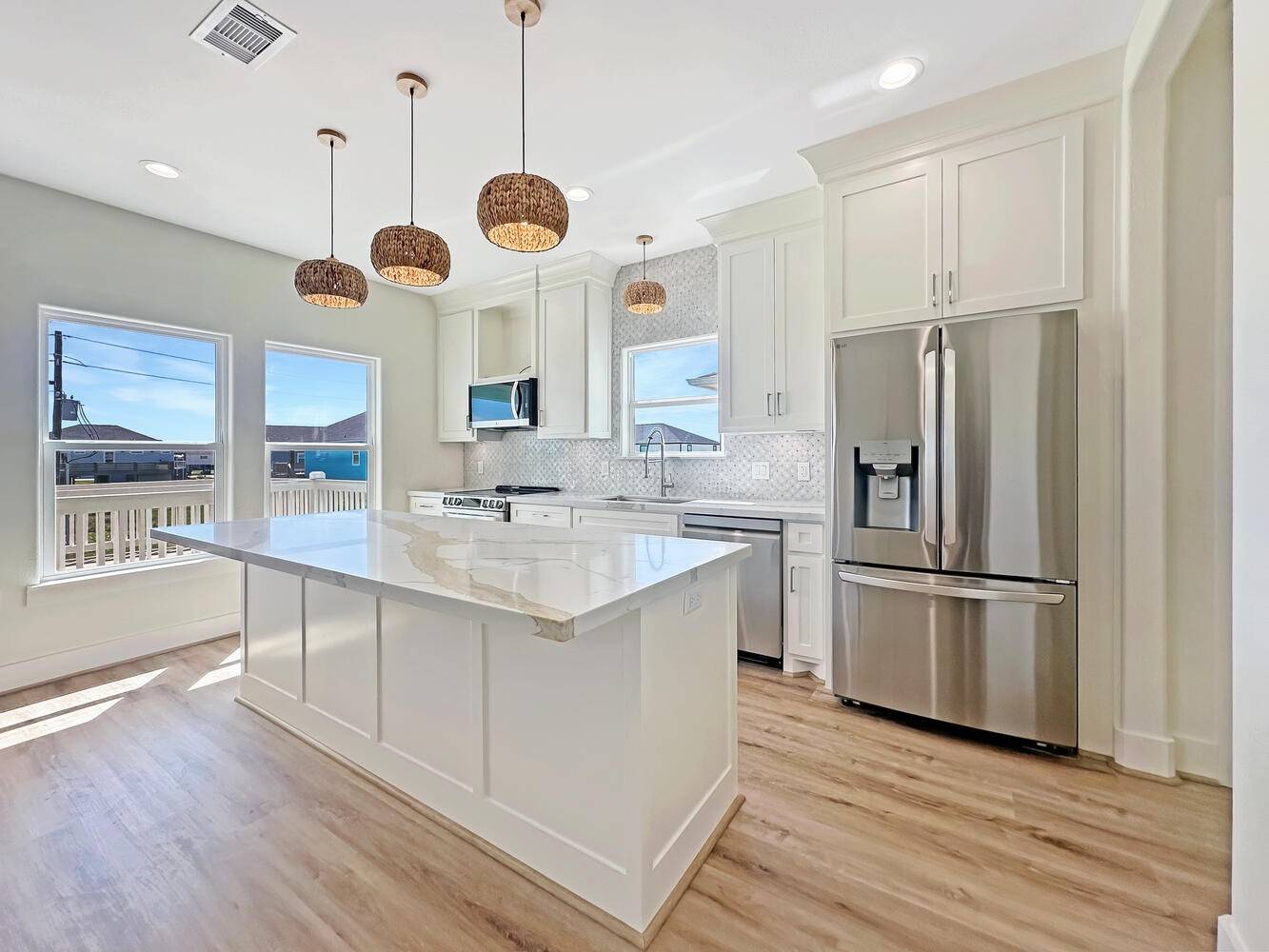 Crystal Beach, TX 77650,1989 Pedregal DR