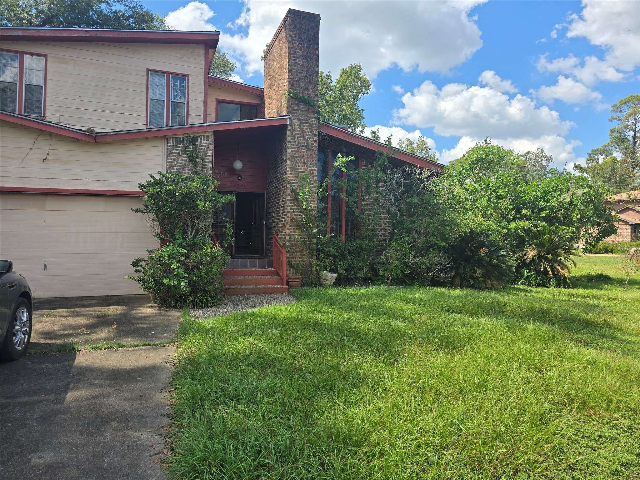Houston, TX 77016,5030 Bretshire DR