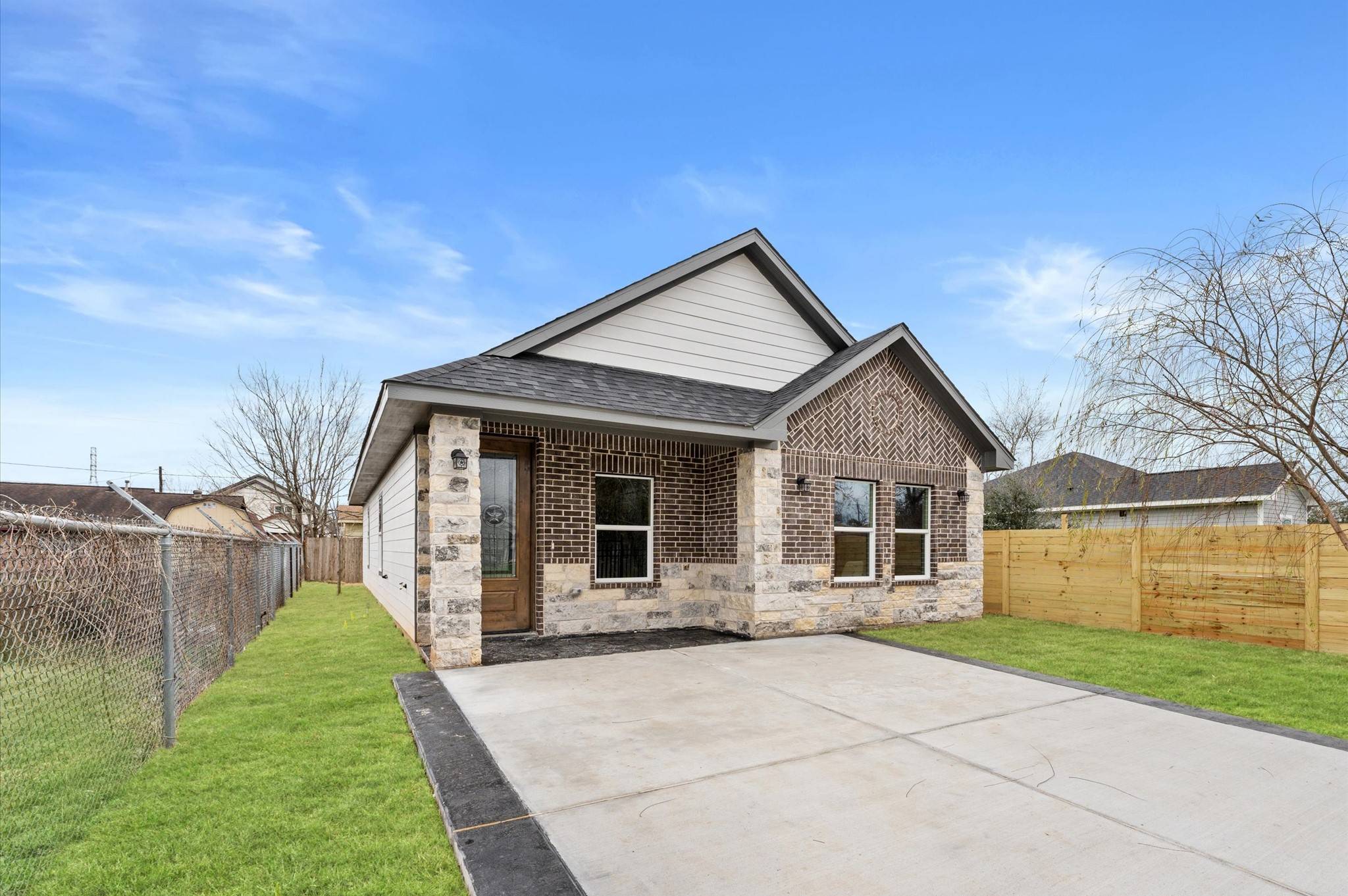 Houston, TX 77028,7926 Tate St